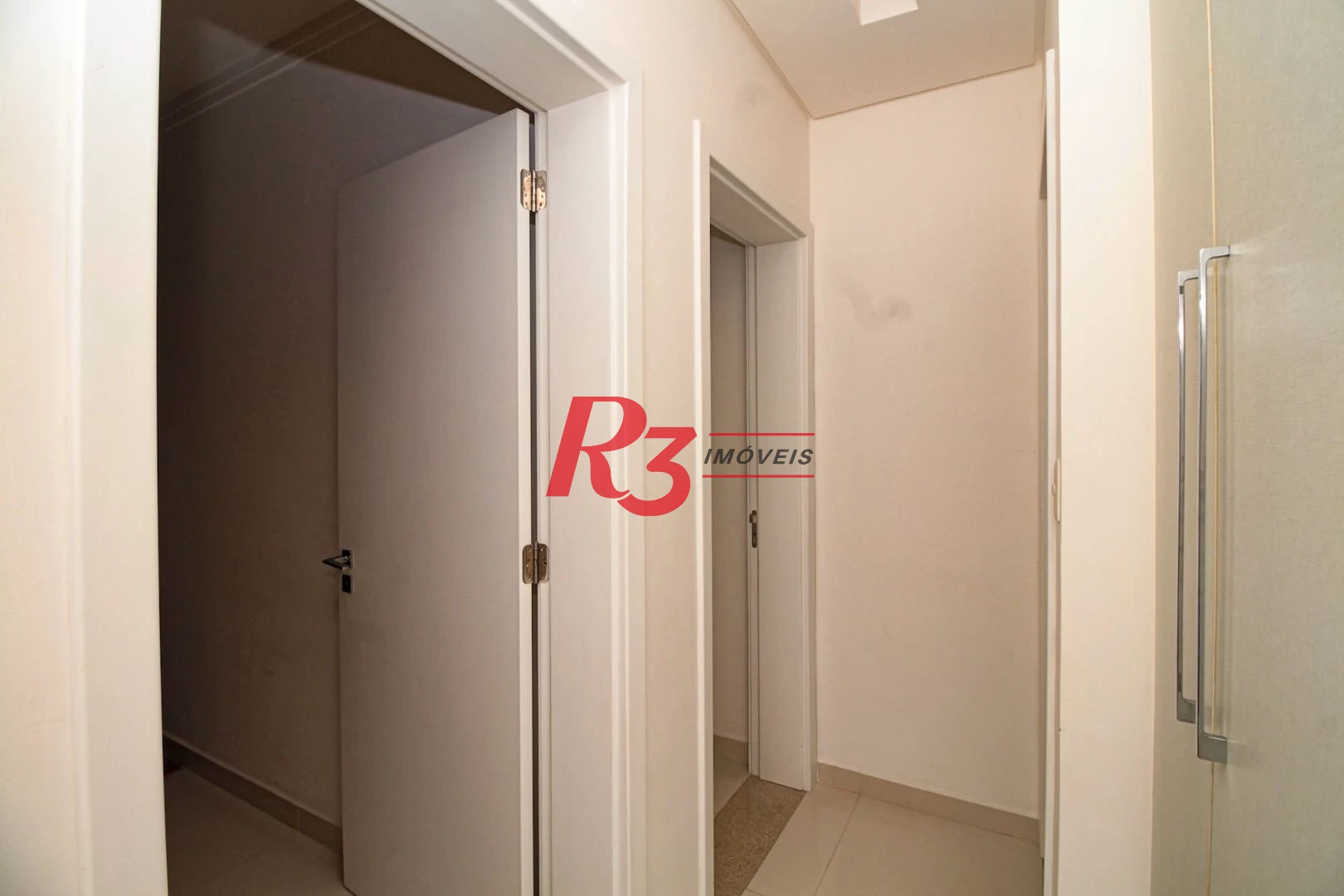 Venda apartamento com 3 dormitórios à venda, 207 m² por R$ 2.390.000 - Pompéia - Santos/SP