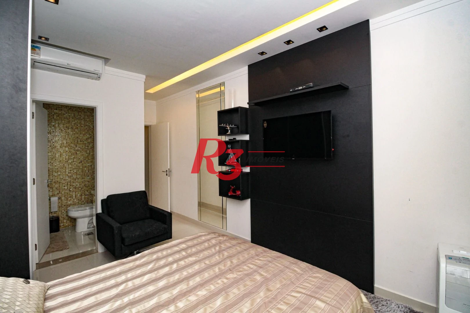 Venda apartamento com 3 dormitórios à venda, 207 m² por R$ 2.390.000 - Pompéia - Santos/SP
