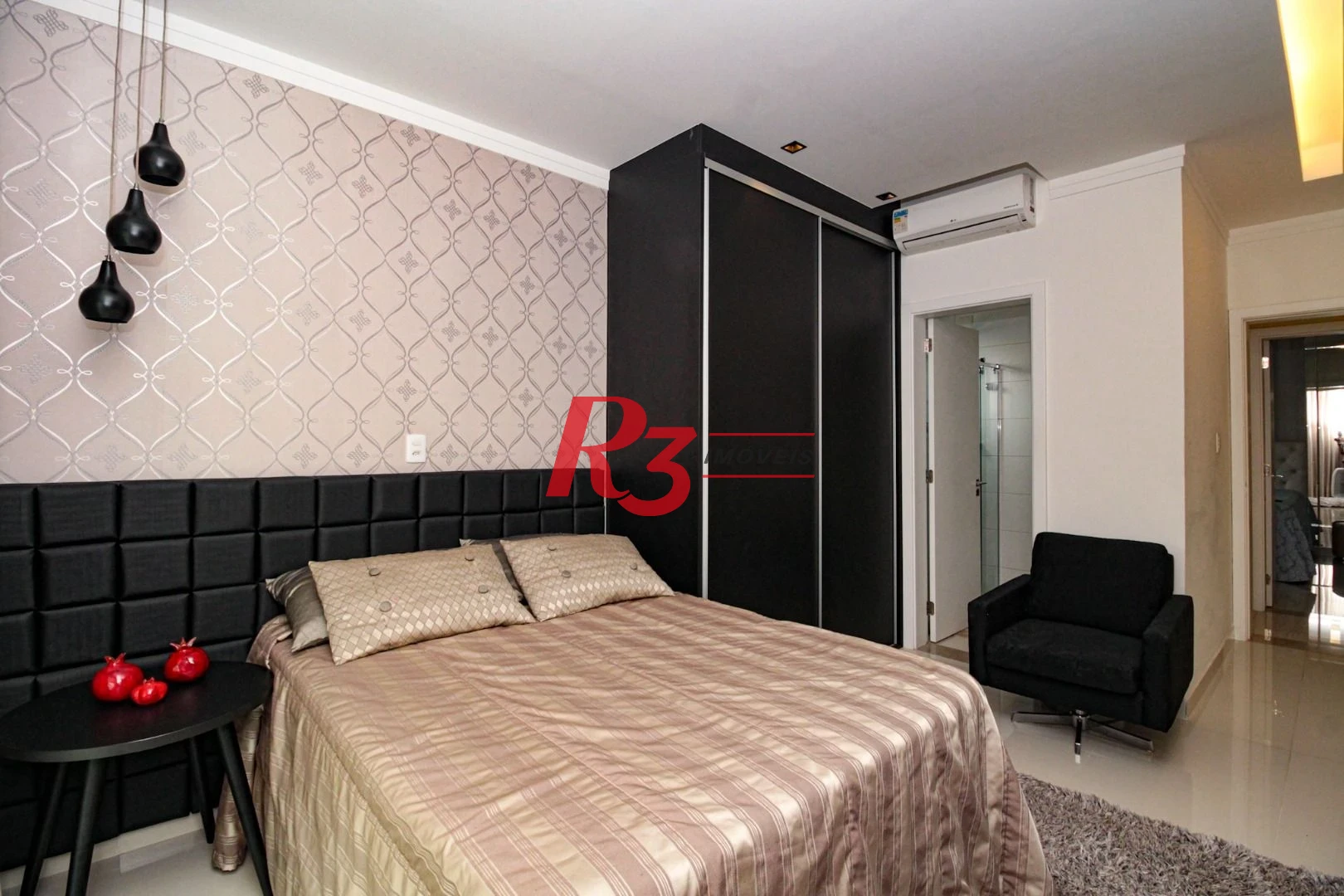 Venda apartamento com 3 dormitórios à venda, 207 m² por R$ 2.390.000 - Pompéia - Santos/SP