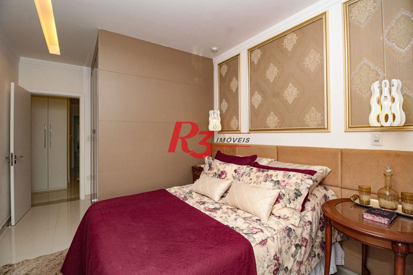 Venda apartamento com 3 dormitórios à venda, 207 m² por R$ 2.390.000 - Pompéia - Santos/SP