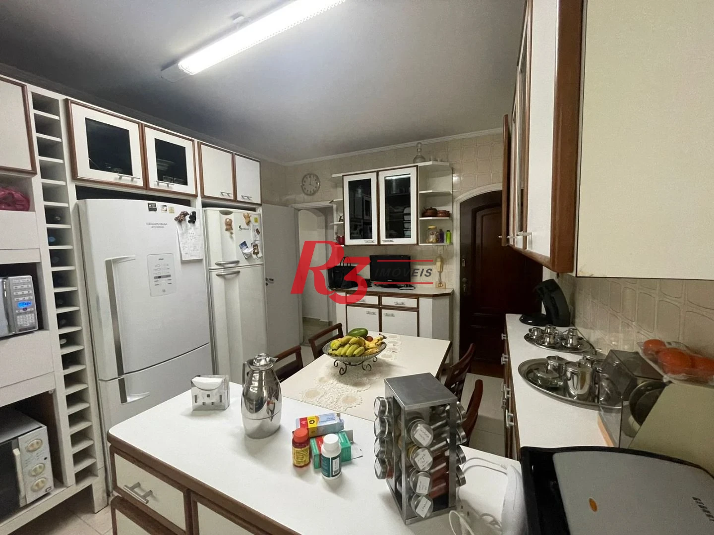 Apartamento com 3 dormitórios à venda, 146 m² por R$ 869.000,00 - Campo Grande - Santos/SP