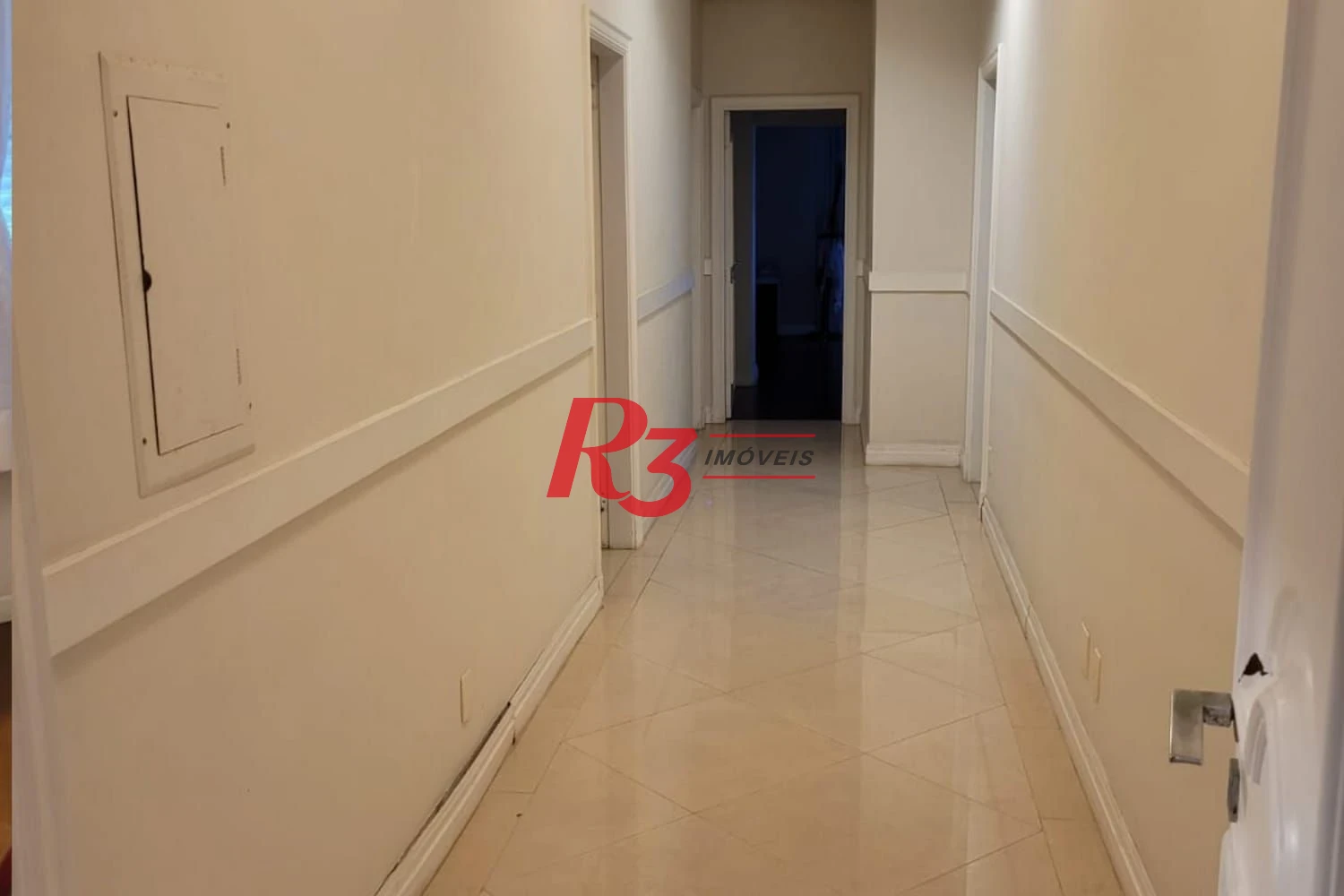 Apartamento com 4 dormitórios à venda, 429 m² por R$ 4.290.000,00 - Gonzaga - Santos/SP