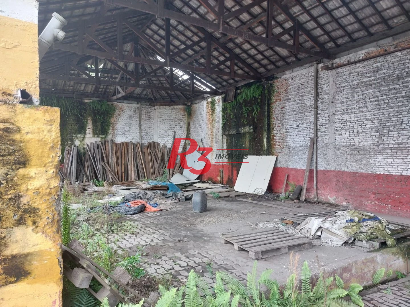 Terreno à venda, 10712 m² por R$ 60.000.000,00 - Macuco - Santos/SP