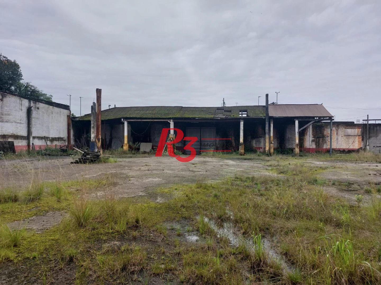 Terreno à venda, 10712 m² por R$ 60.000.000,00 - Macuco - Santos/SP