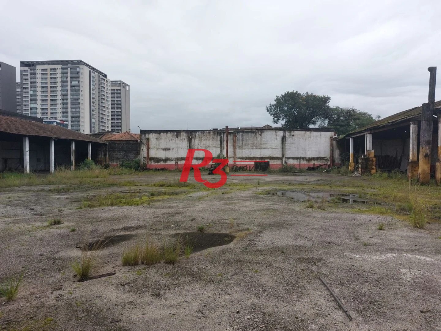 Terreno à venda, 10712 m² por R$ 60.000.000,00 - Macuco - Santos/SP