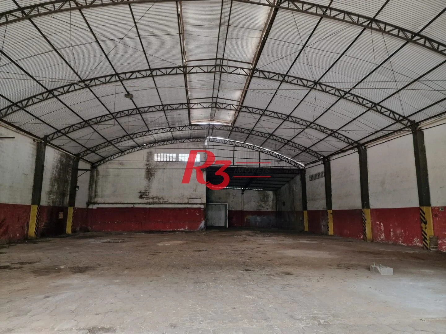 Galpão para alugar, 733 m² por R$ 16.915,27/mês - Centro - Santos/SP