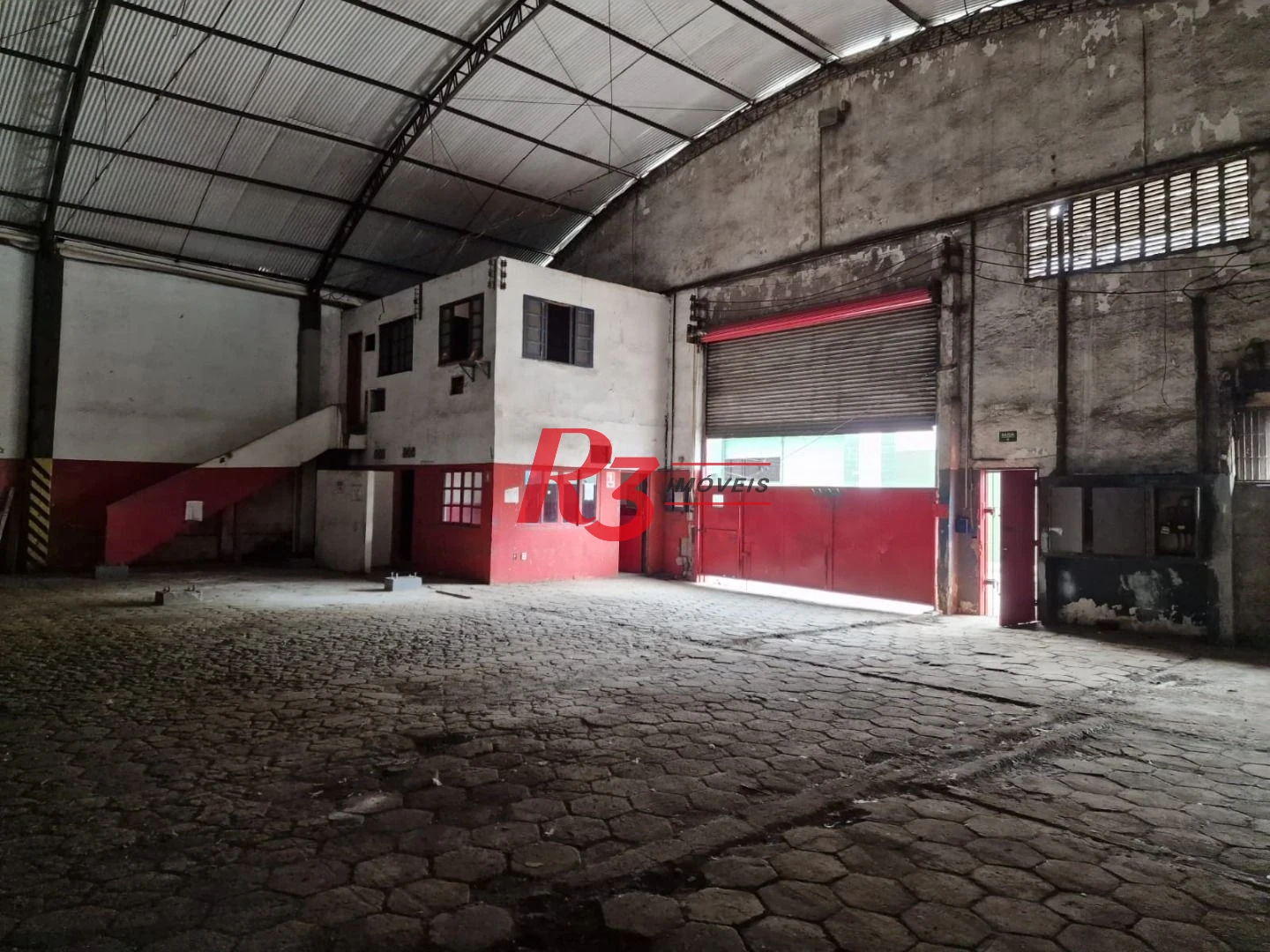 Galpão para alugar, 733 m² por R$ 16.915,27/mês - Centro - Santos/SP