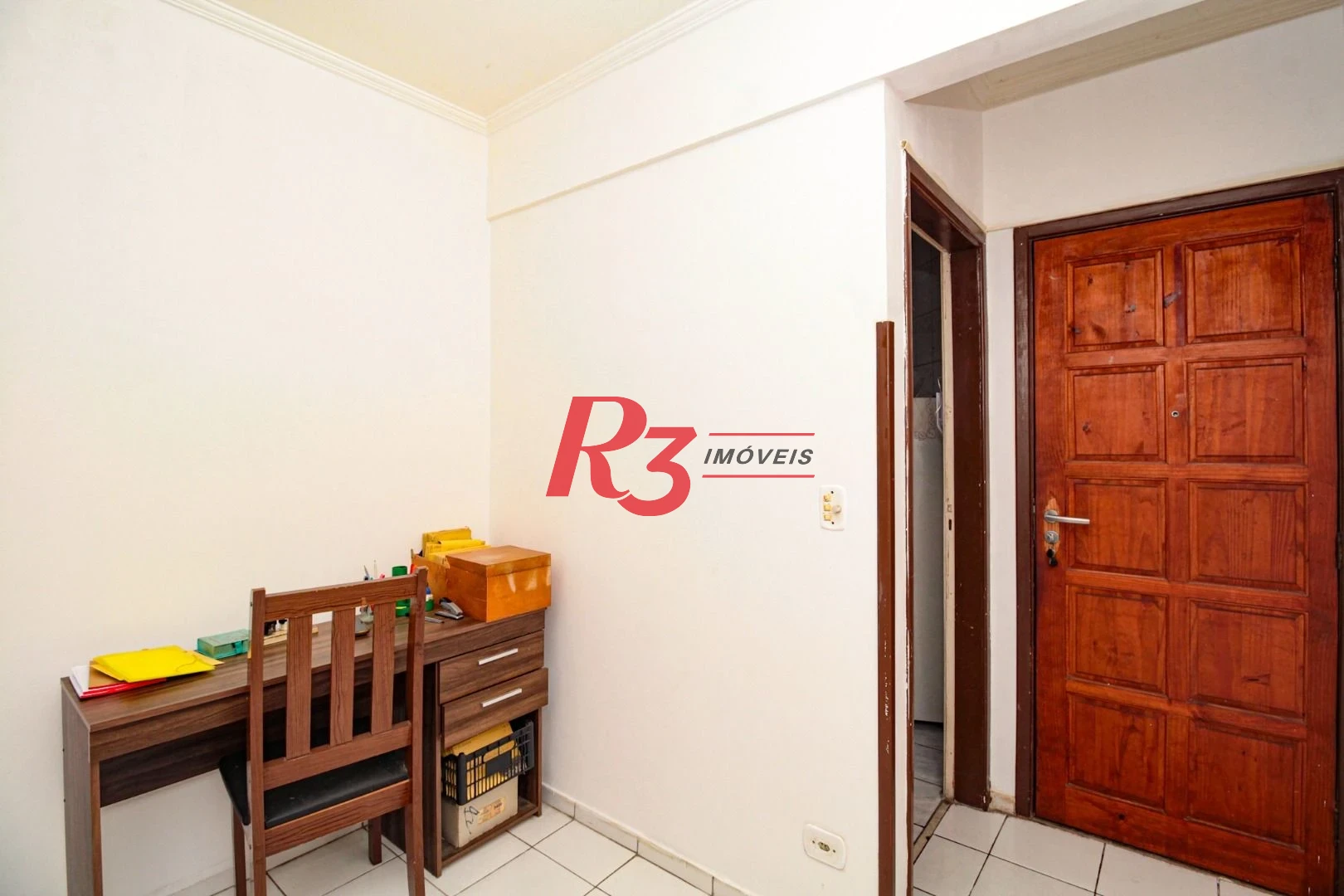 Apartamento com 2 dormitórios à venda, 43 m² por R$ 250.000,00 - Saboó - Santos/SP