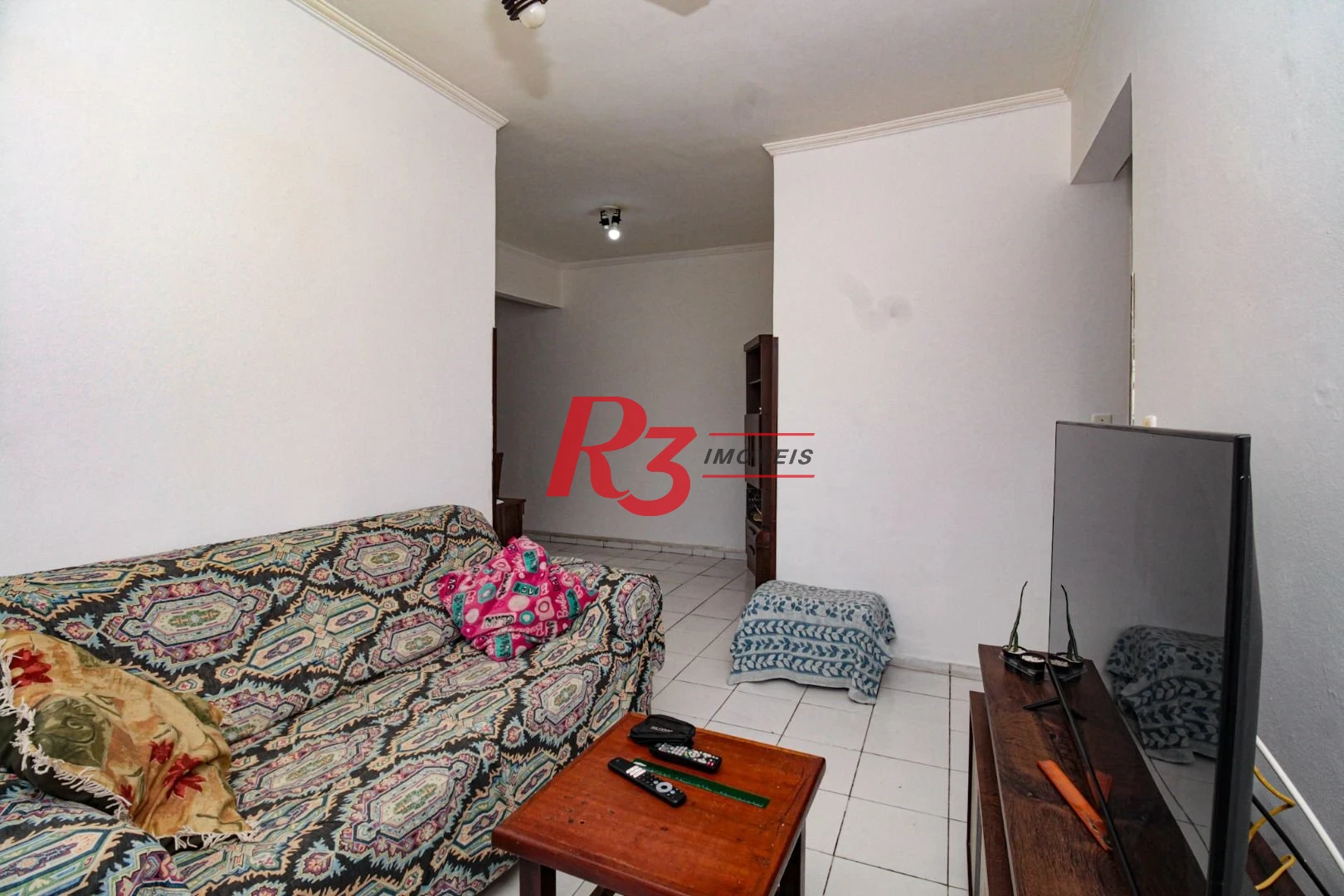 Apartamento com 2 dormitórios à venda, 43 m² por R$ 250.000,00 - Saboó - Santos/SP
