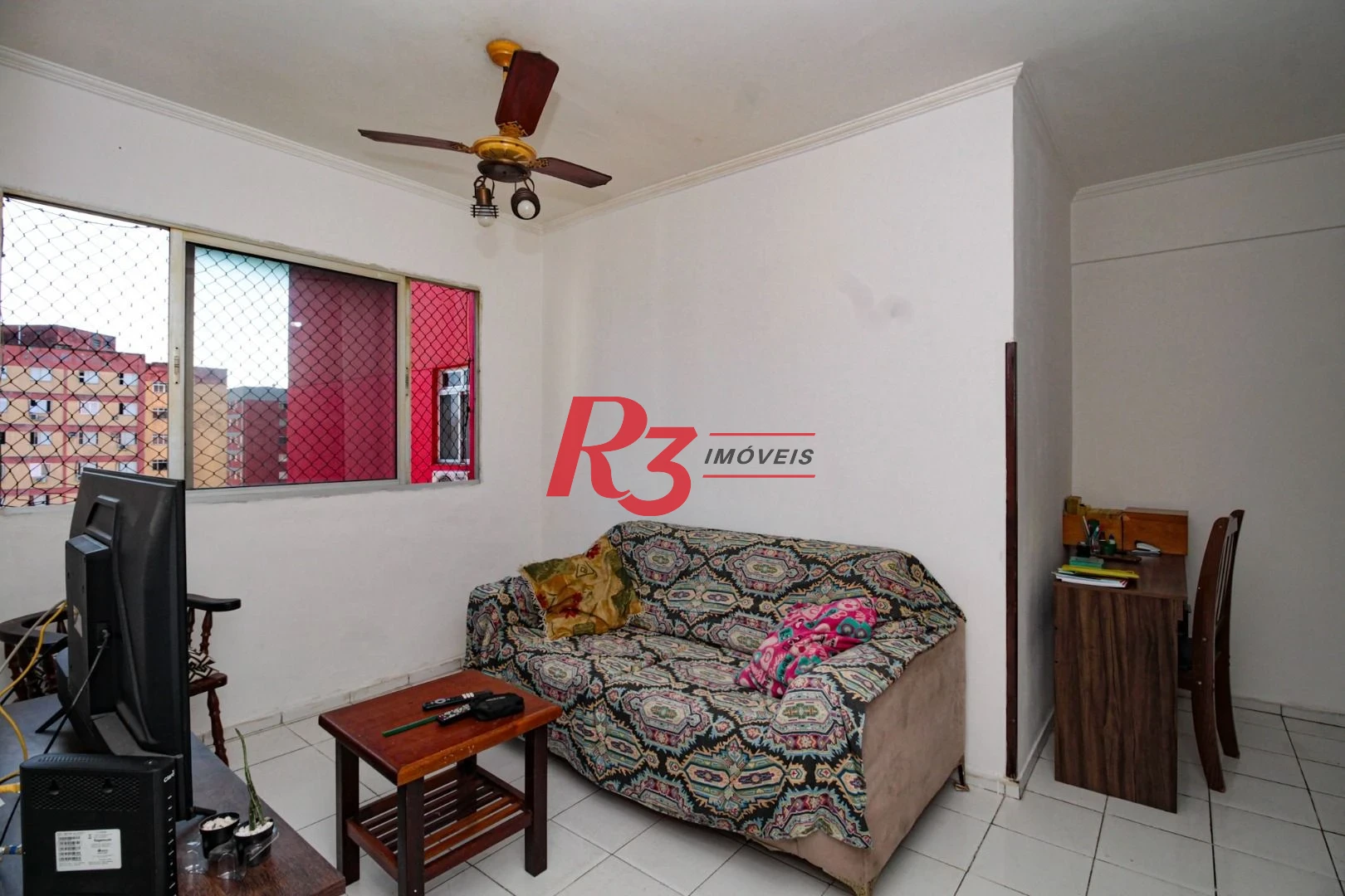 Apartamento com 2 dormitórios à venda, 43 m² por R$ 250.000,00 - Saboó - Santos/SP