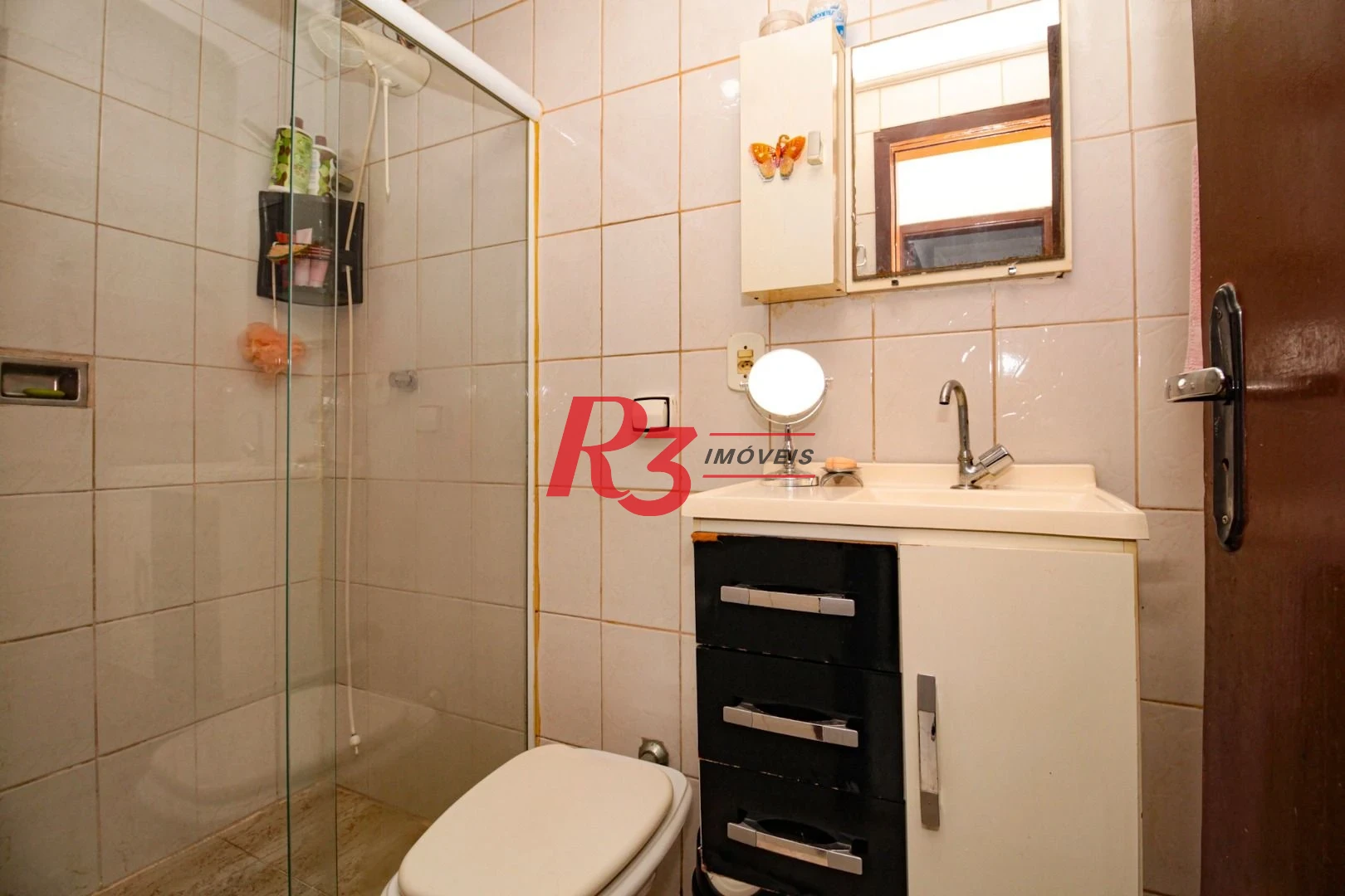 Apartamento com 2 dormitórios à venda, 43 m² por R$ 250.000,00 - Saboó - Santos/SP