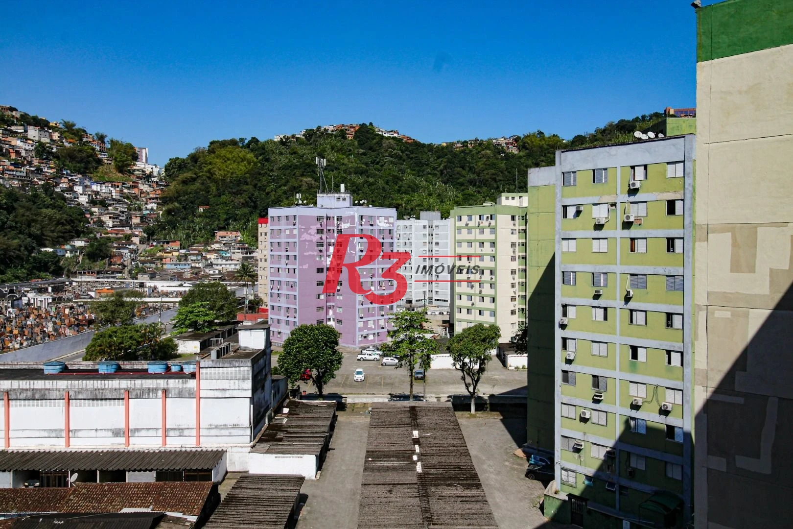 Apartamento com 2 dormitórios à venda, 43 m² por R$ 250.000,00 - Saboó - Santos/SP