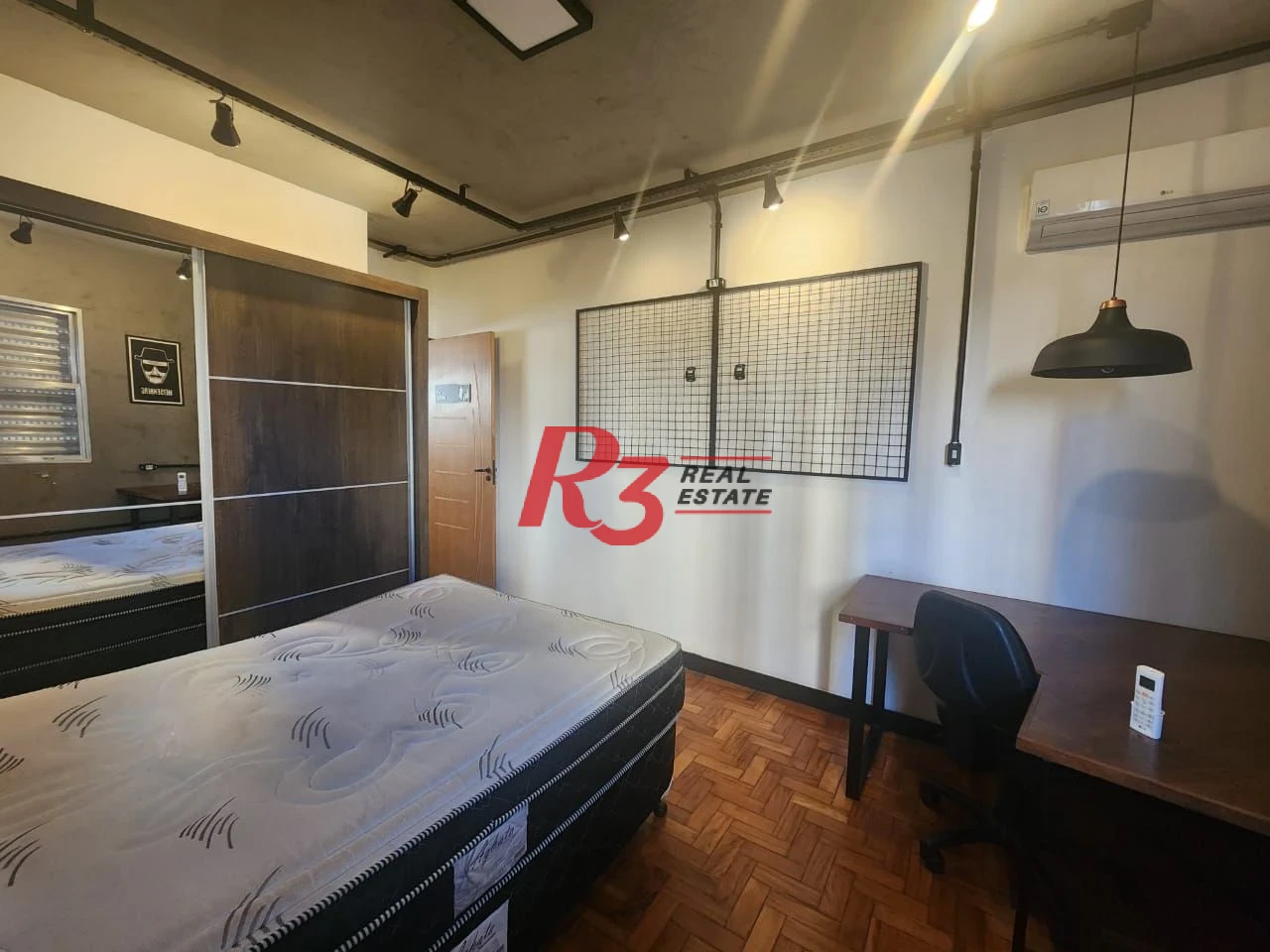 Apartamento com 1 dormitório para alugar, 43 m² por R$ 3.000,02/mês - Ponta da Praia - Santos/SP