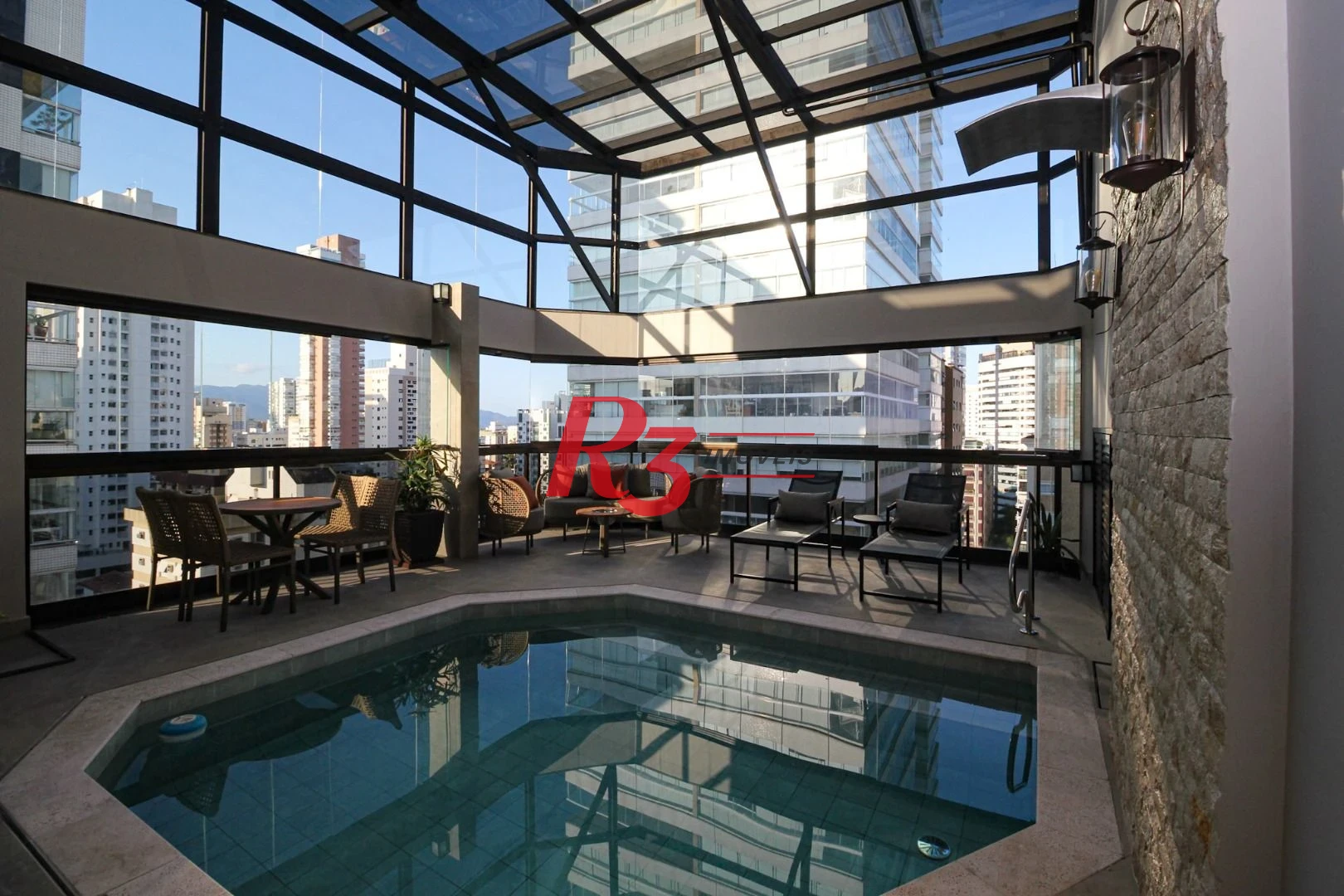 Cobertura com 4 dormitórios à venda, 377 m² por R$ 5.360.000,00 - Gonzaga - Santos/SP