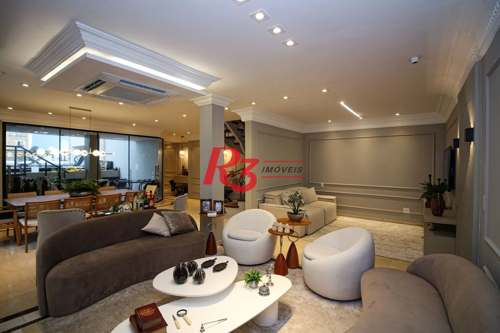 Cobertura com 4 dormitórios à venda, 377 m² por R$ 5.360.000,00 - Gonzaga - Santos/SP