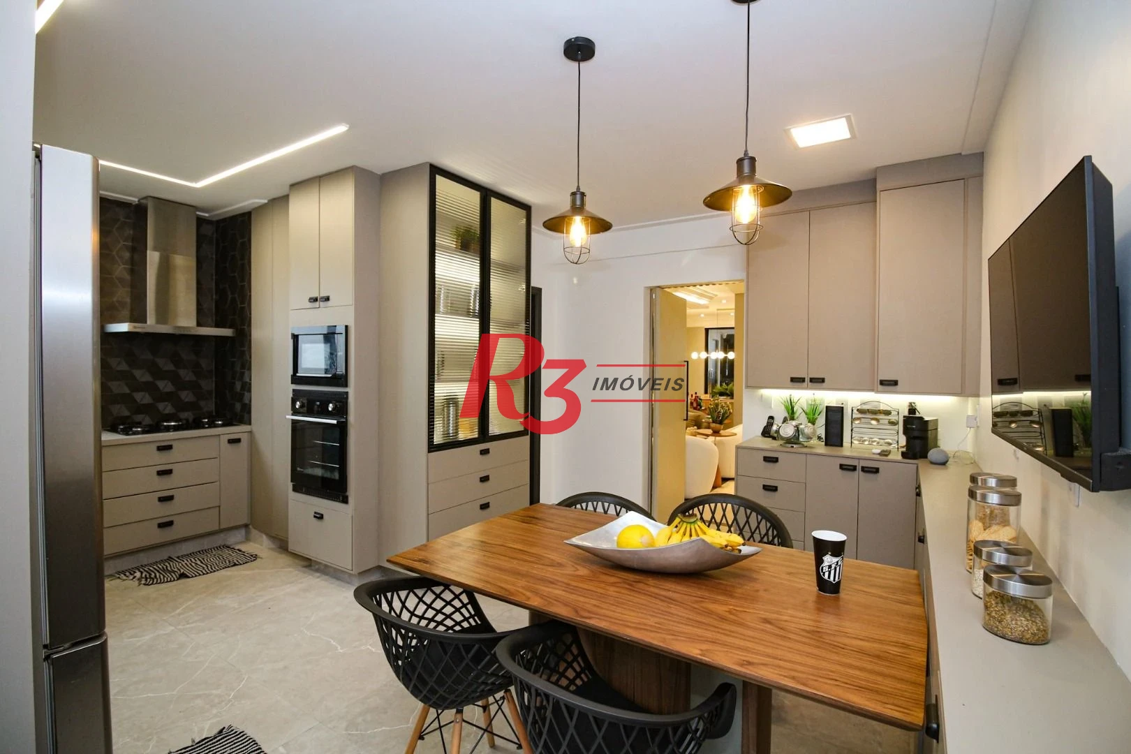 Cobertura com 4 dormitórios à venda, 377 m² por R$ 5.360.000,00 - Gonzaga - Santos/SP