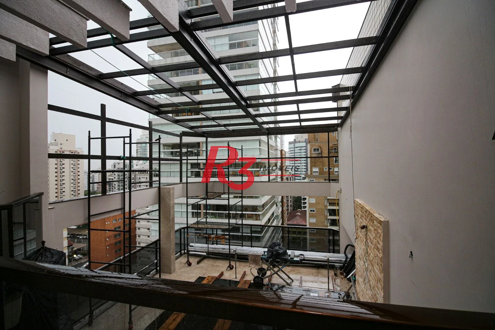 Cobertura com 4 dormitórios à venda, 377 m² por R$ 5.360.000,00 - Gonzaga - Santos/SP