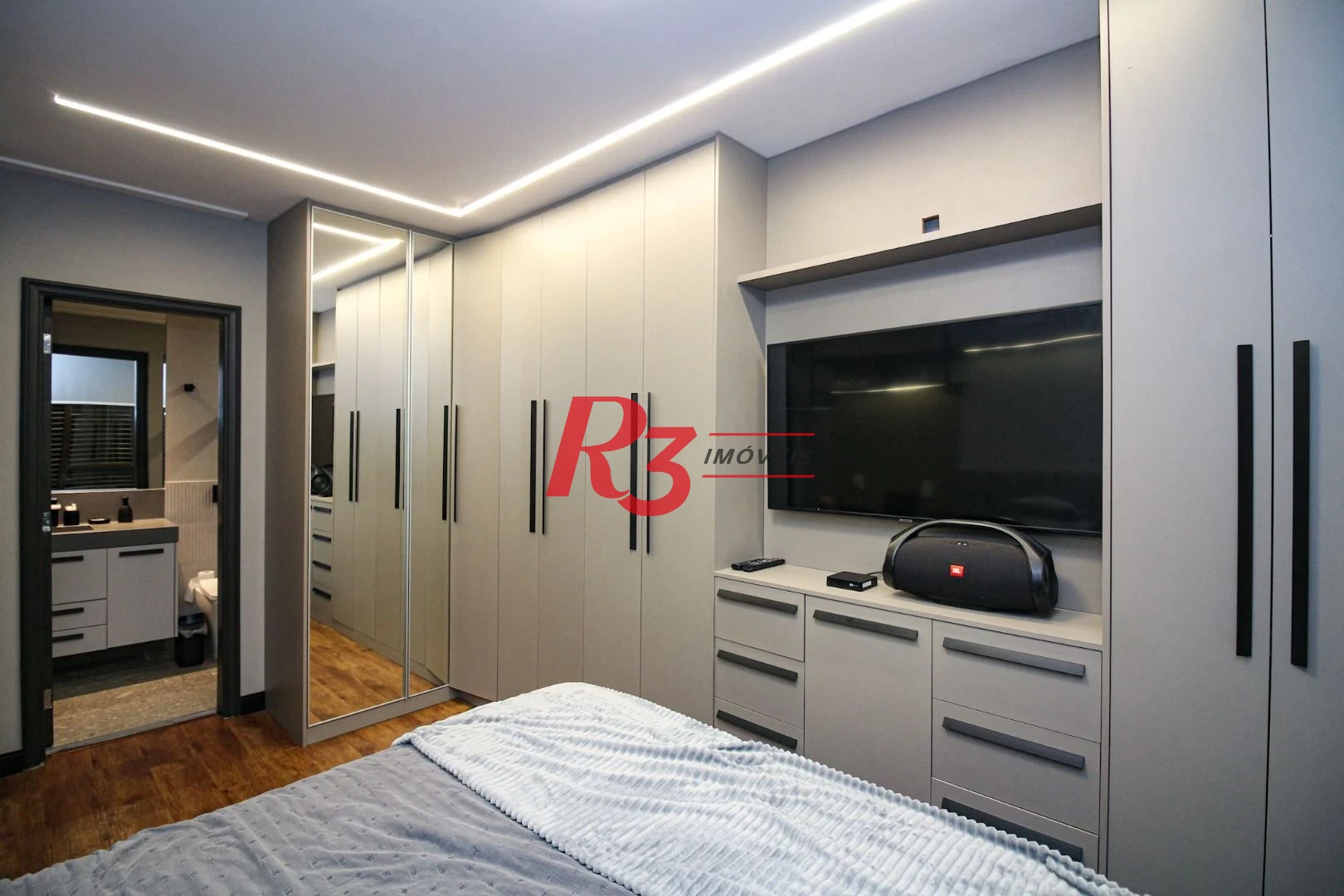 Cobertura com 4 dormitórios à venda, 377 m² por R$ 5.360.000,00 - Gonzaga - Santos/SP