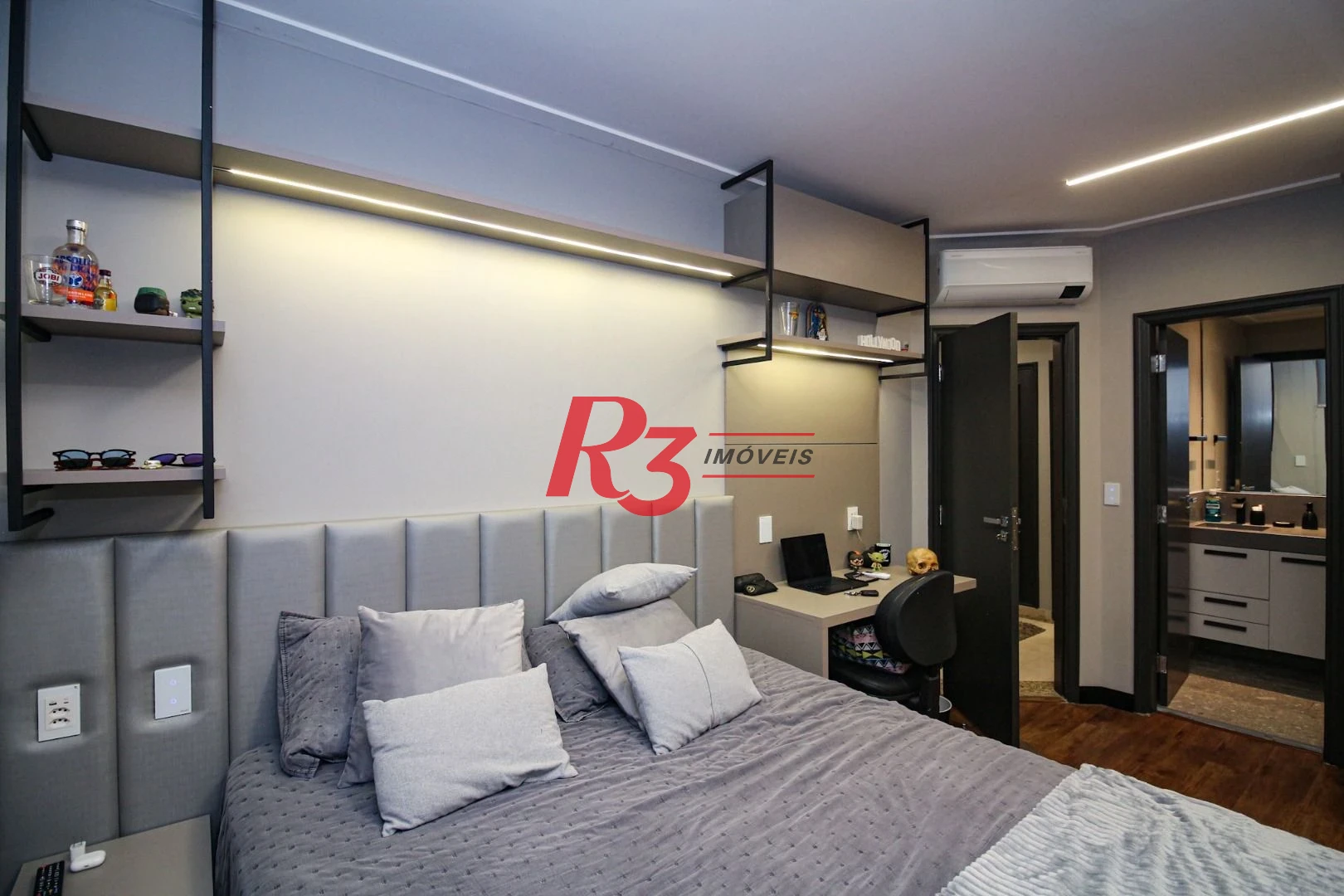 Cobertura com 4 dormitórios à venda, 377 m² por R$ 5.360.000,00 - Gonzaga - Santos/SP
