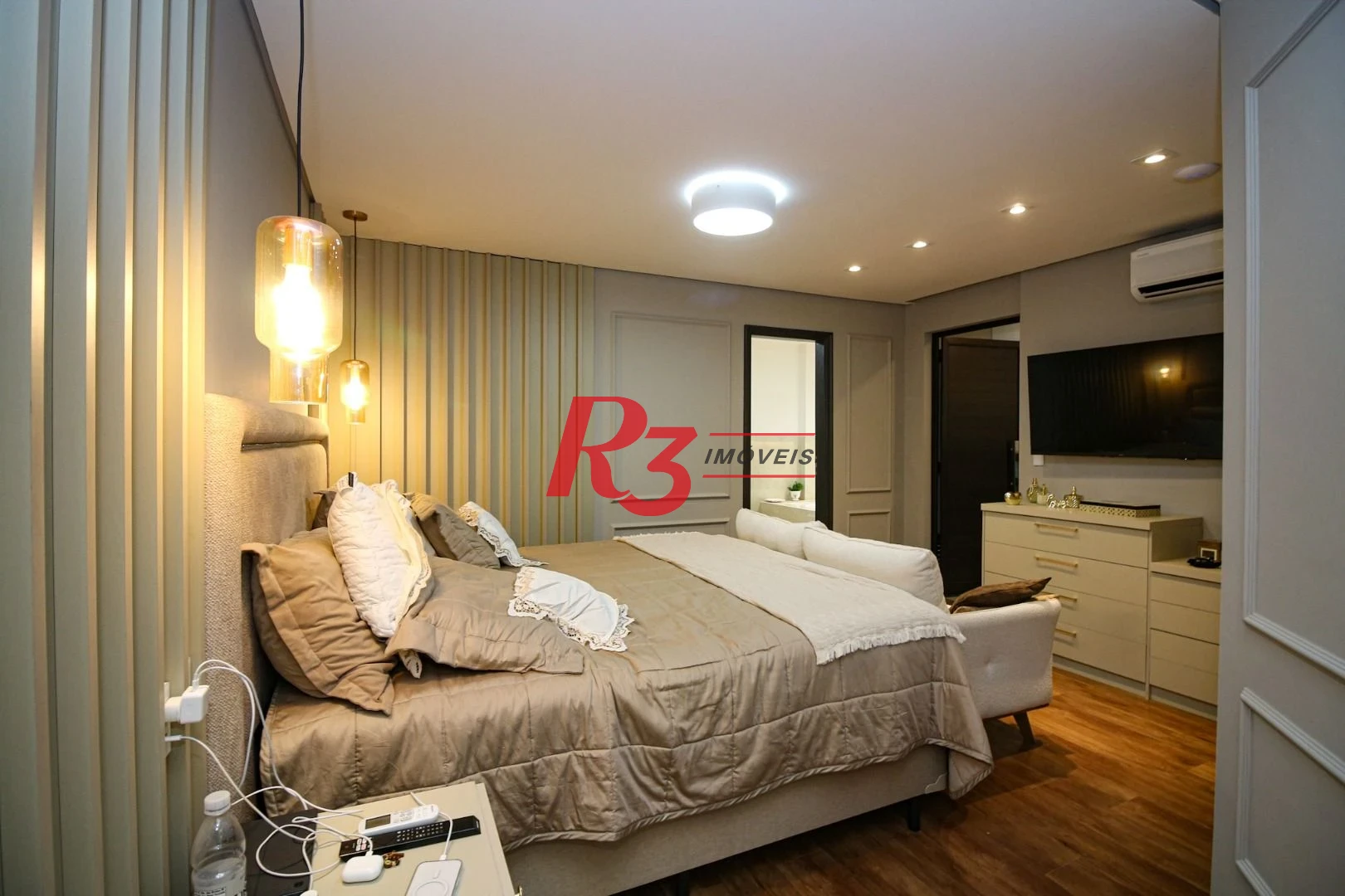 Cobertura com 4 dormitórios à venda, 377 m² por R$ 5.360.000,00 - Gonzaga - Santos/SP