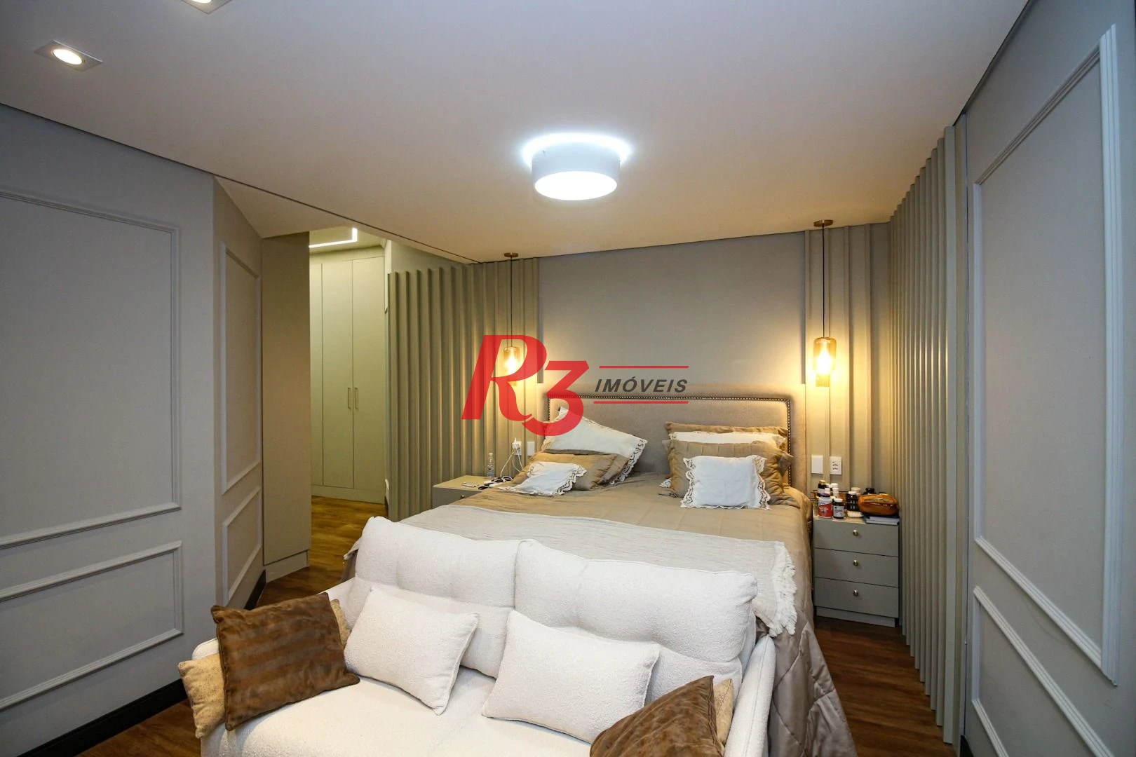 Cobertura com 4 dormitórios à venda, 377 m² por R$ 5.360.000,00 - Gonzaga - Santos/SP