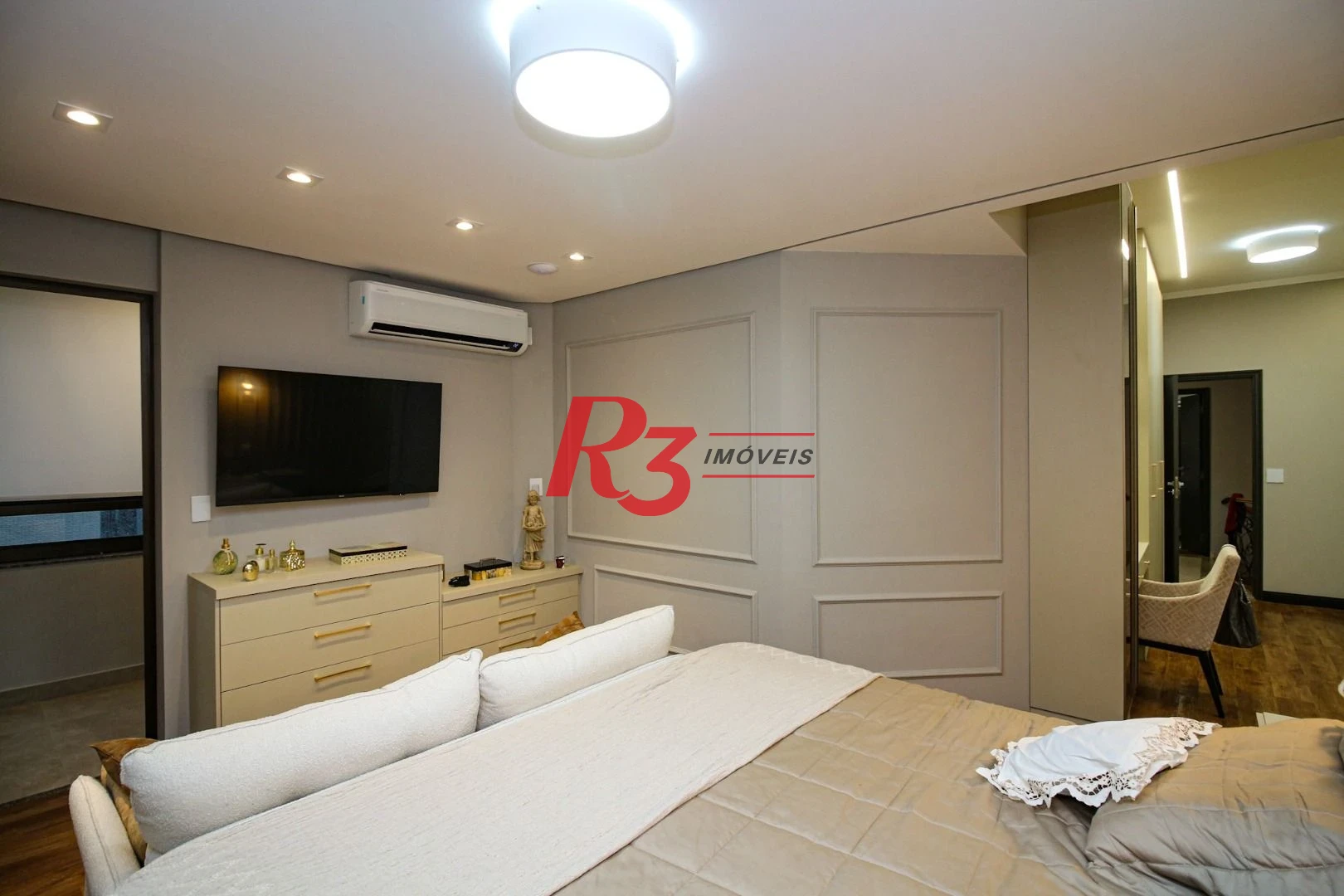 Cobertura com 4 dormitórios à venda, 377 m² por R$ 5.360.000,00 - Gonzaga - Santos/SP
