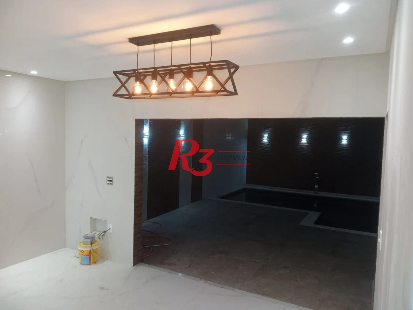 Excelente casa de 4 quartos à venda na Vila Valença.