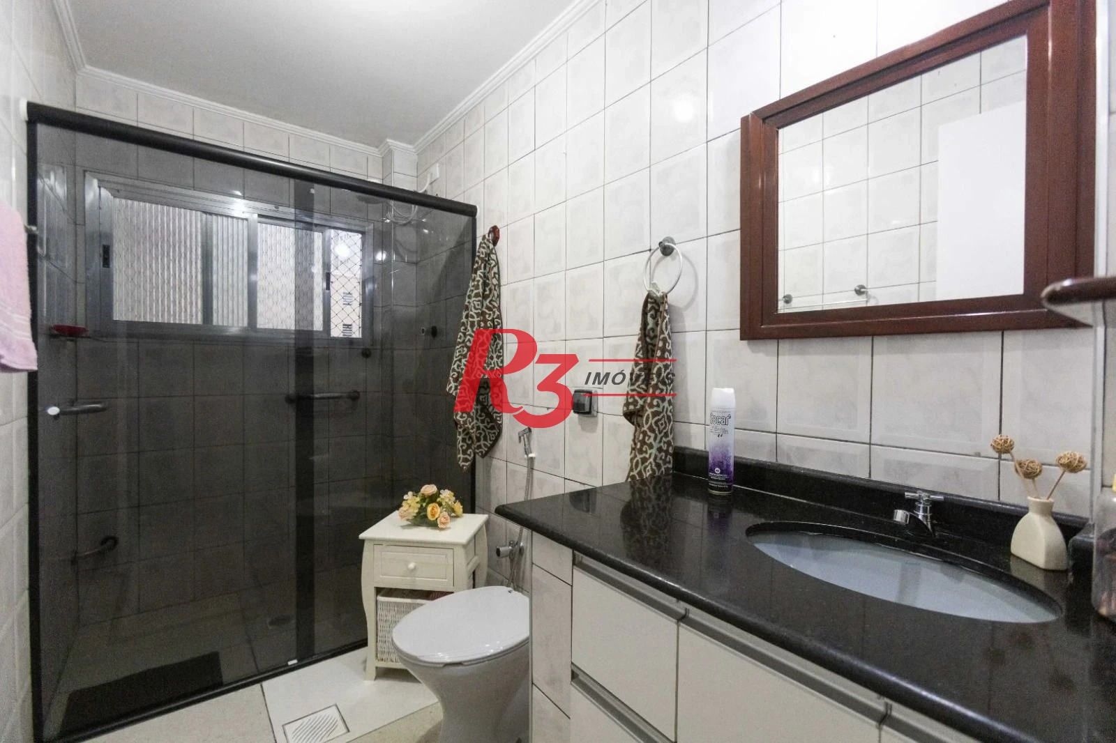 Apartamento com 2 dormitórios à venda, 79 m² por R$ 365.000,00 - José Menino - Santos/SP