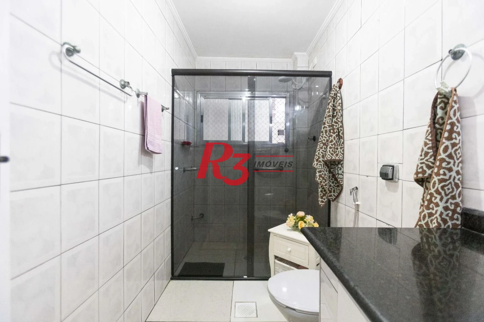 Apartamento com 2 dormitórios à venda, 79 m² por R$ 365.000,00 - José Menino - Santos/SP