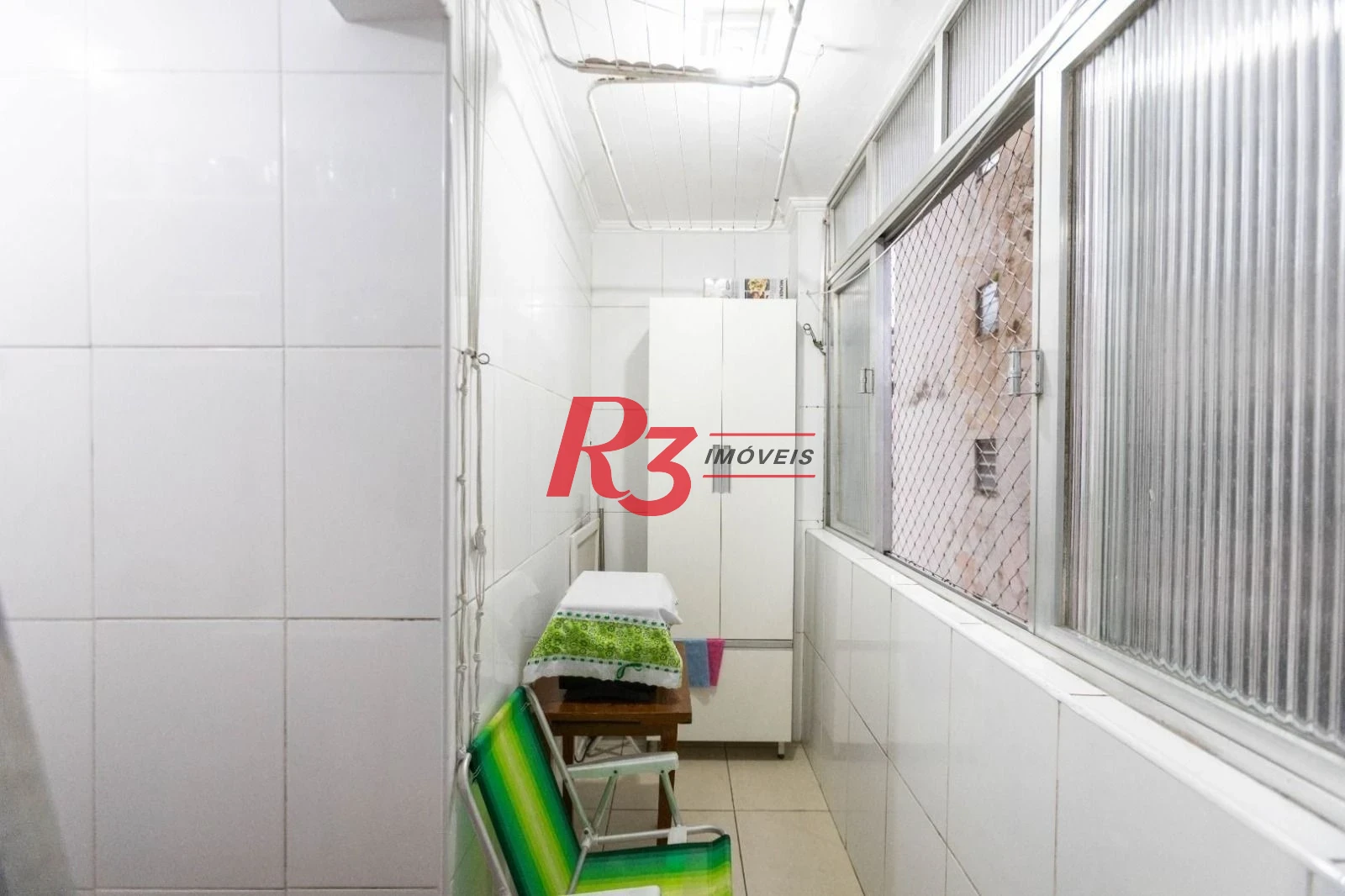 Apartamento com 2 dormitórios à venda, 79 m² por R$ 365.000,00 - José Menino - Santos/SP