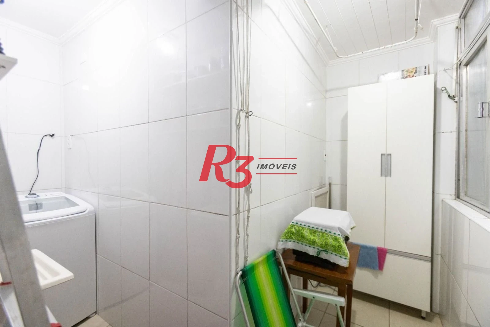 Apartamento com 2 dormitórios à venda, 79 m² por R$ 365.000,00 - José Menino - Santos/SP