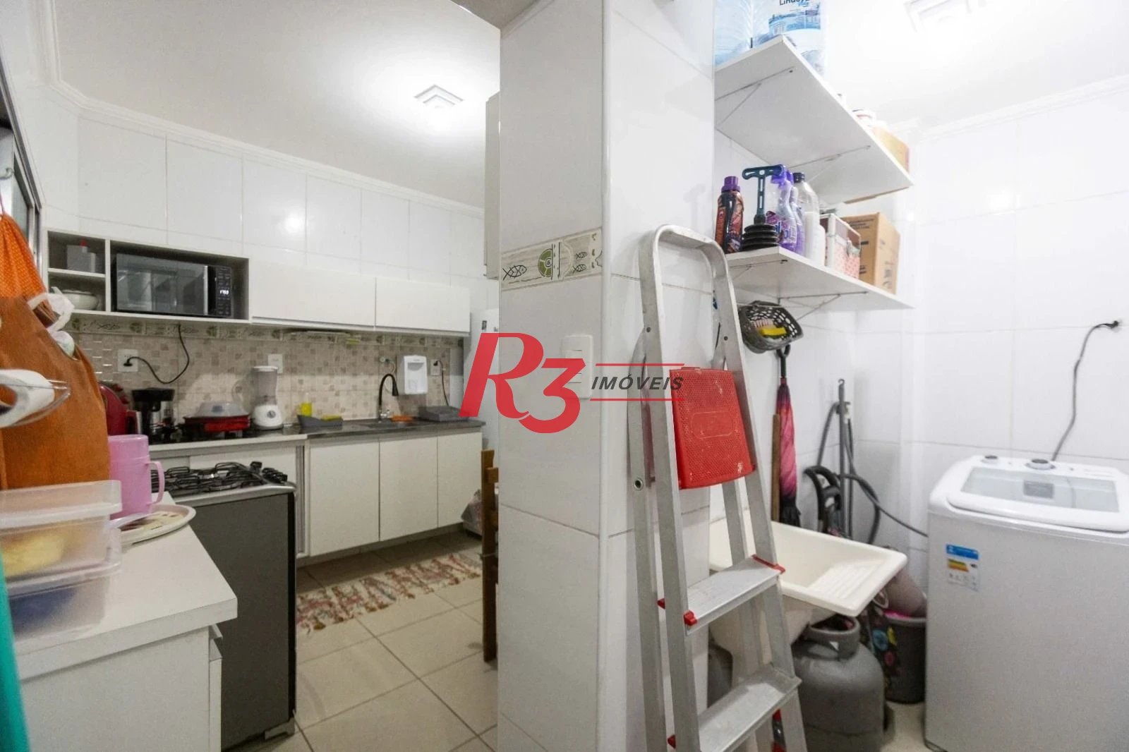 Apartamento com 2 dormitórios à venda, 79 m² por R$ 365.000,00 - José Menino - Santos/SP