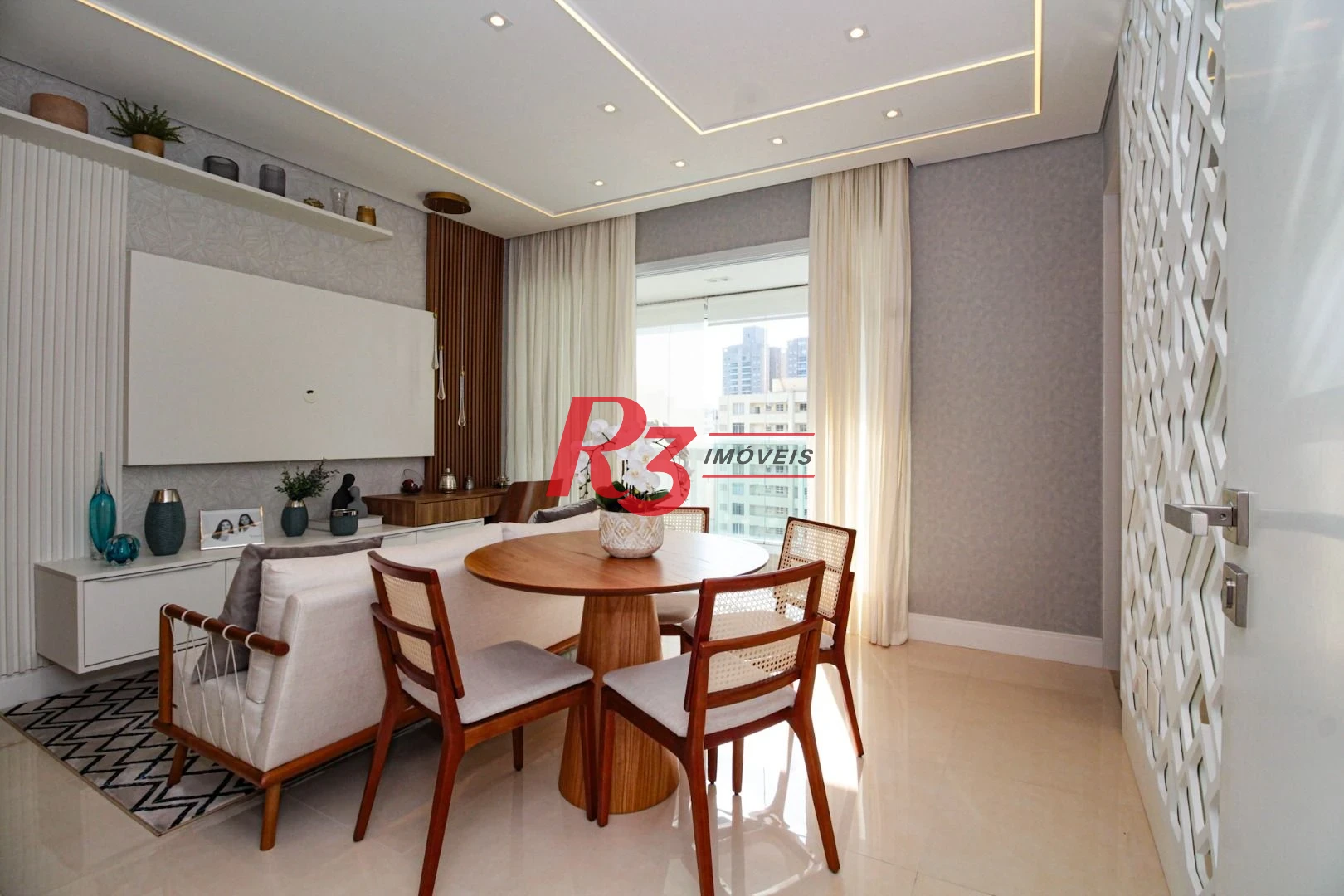 Apartamento com 2 dormitórios à venda, 79 m² por R$ 1.078.000,00 - José Menino - Santos/SP