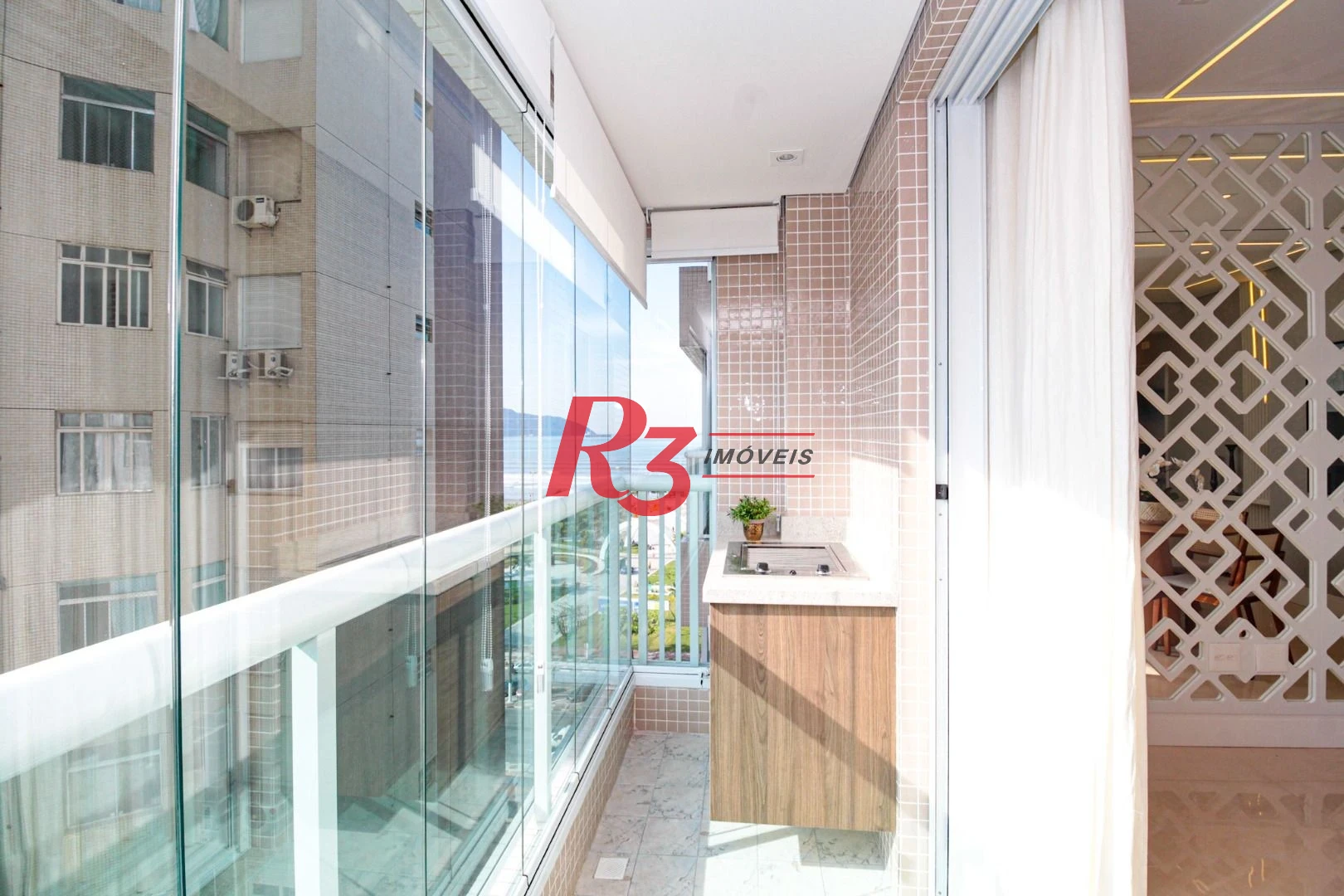 Apartamento com 2 dormitórios à venda, 79 m² por R$ 1.078.000,00 - José Menino - Santos/SP