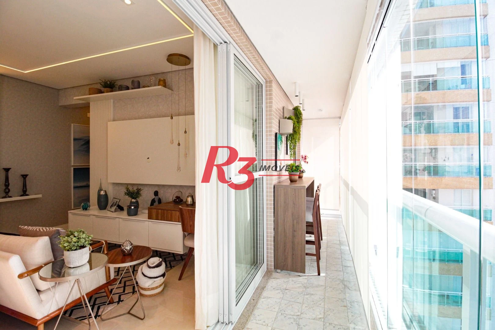 Apartamento com 2 dormitórios à venda, 79 m² por R$ 1.078.000,00 - José Menino - Santos/SP