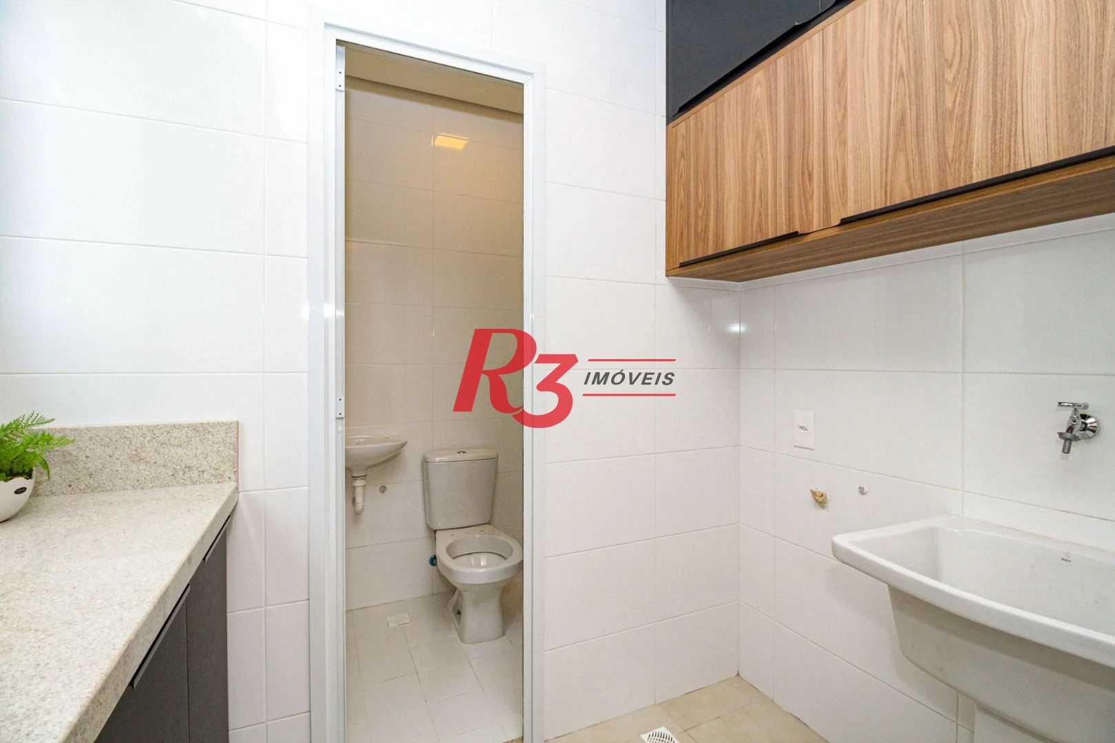 Apartamento com 2 dormitórios à venda, 79 m² por R$ 1.078.000,00 - José Menino - Santos/SP