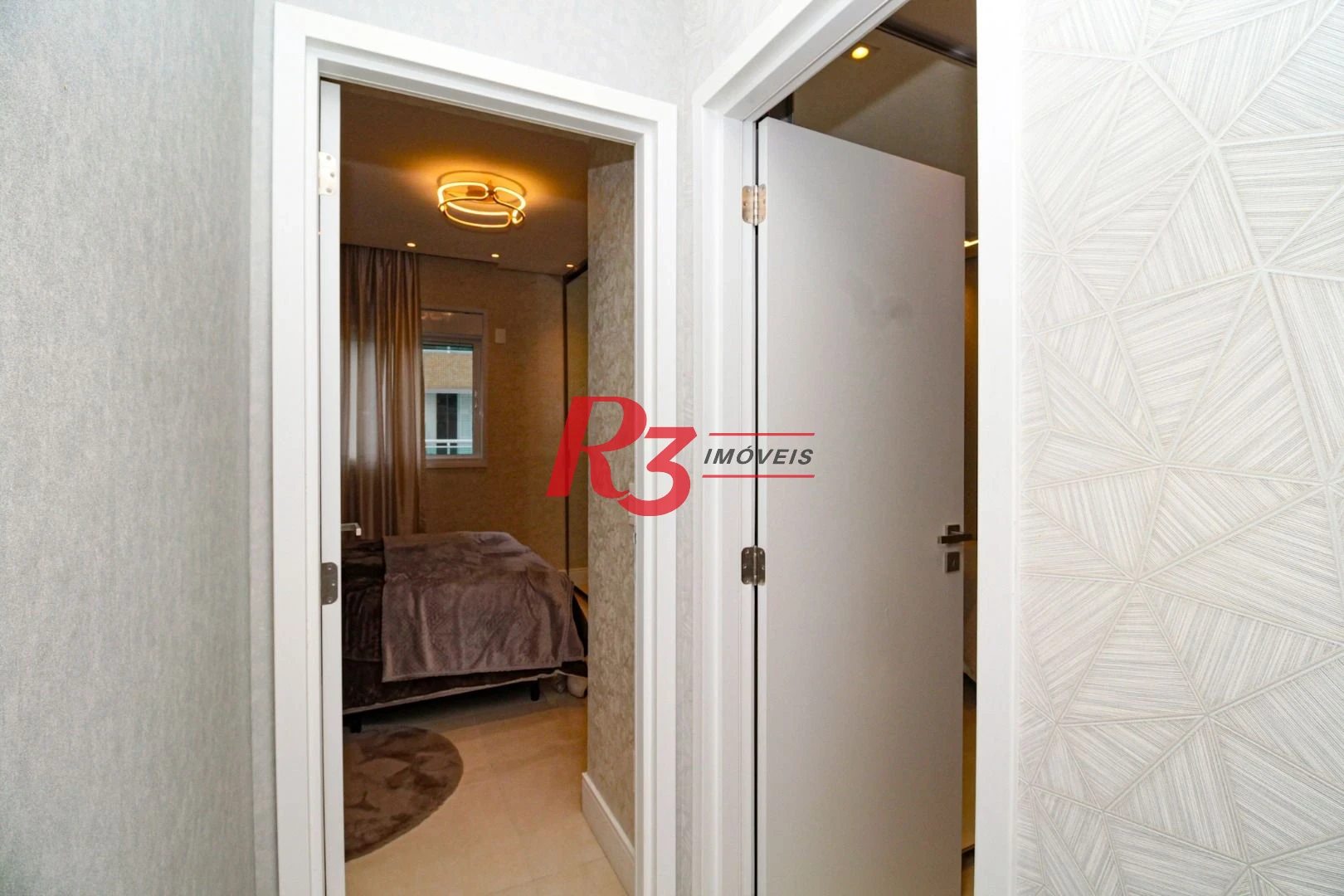 Apartamento com 2 dormitórios à venda, 79 m² por R$ 1.078.000,00 - José Menino - Santos/SP