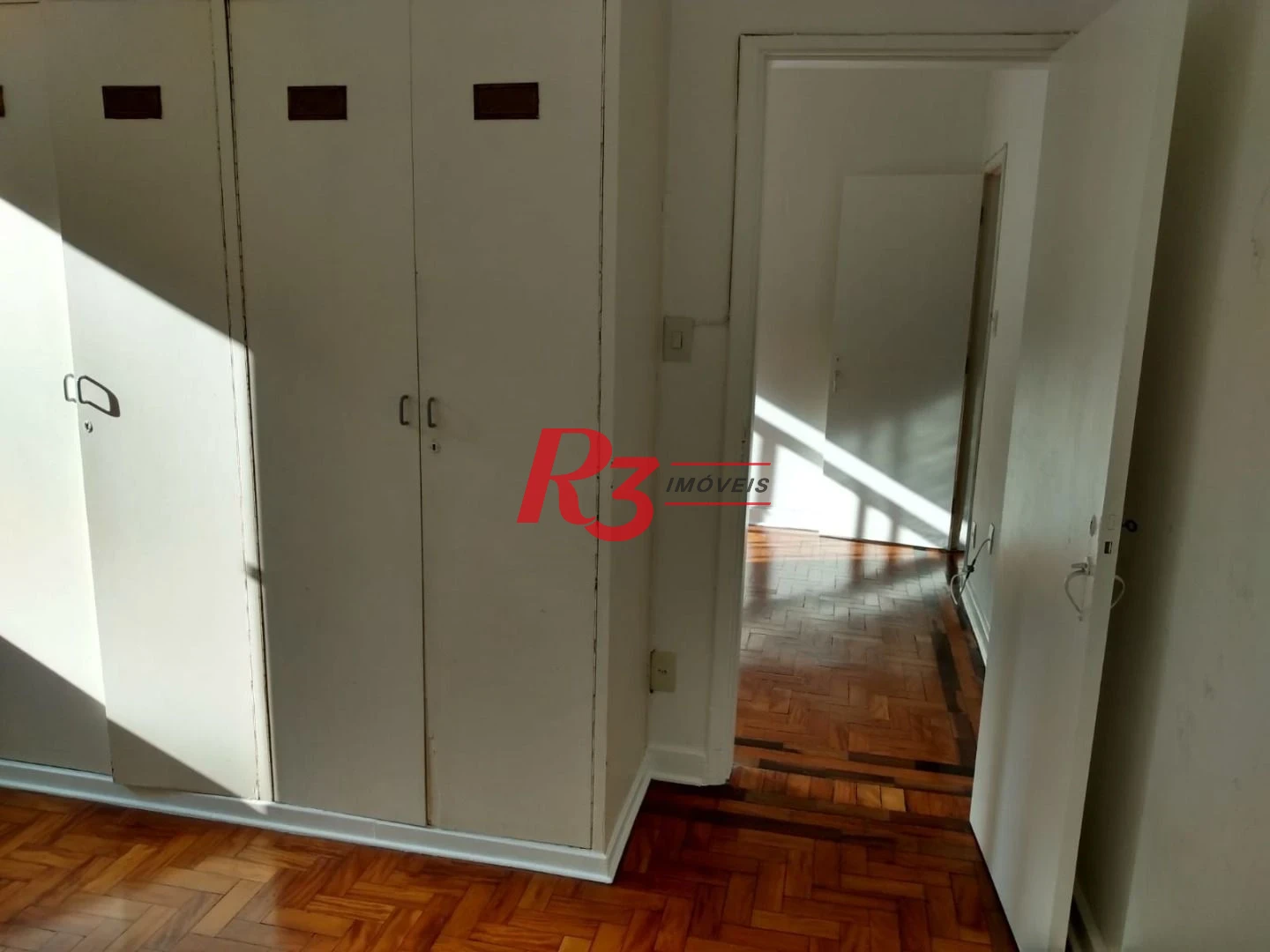 Apartamento com 1 dormitório à venda, 63 m² por R$ 340.000,00 - Boqueirão - Santos/SP