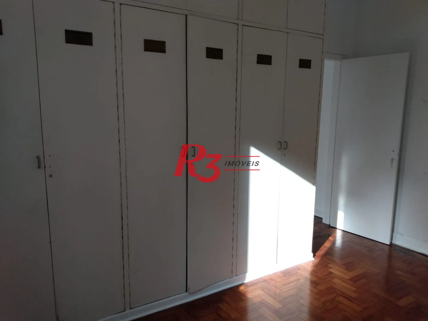 Apartamento com 1 dormitório à venda, 63 m² por R$ 340.000,00 - Boqueirão - Santos/SP