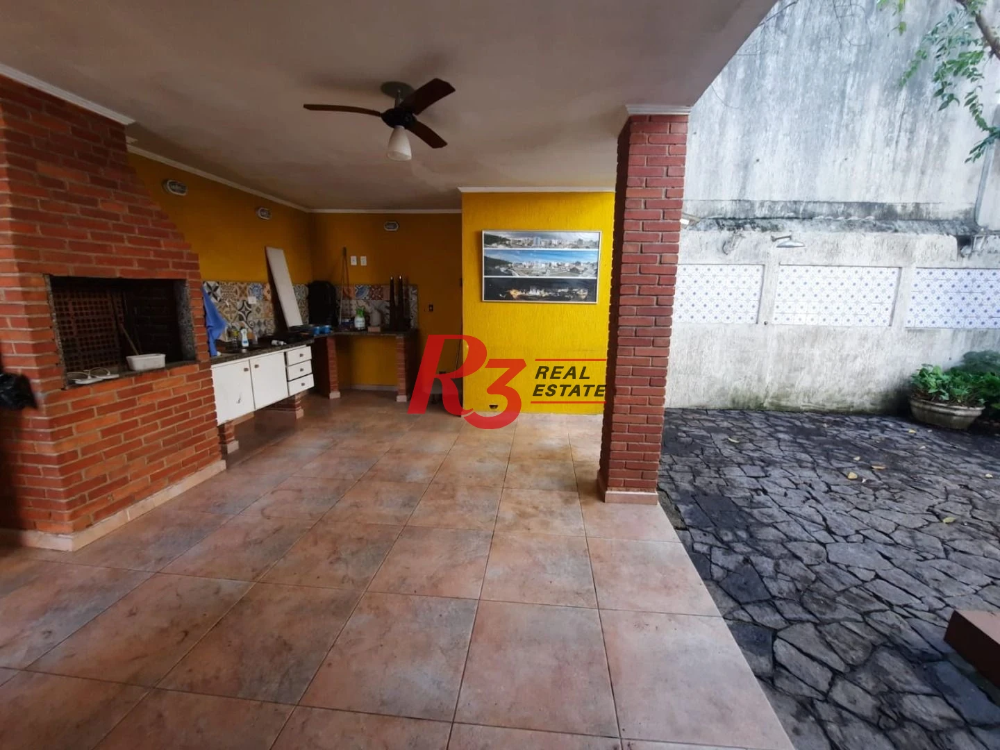 Casa com 5 dormitórios, 300 m² - venda por R$ 2.200.000,00 ou aluguel por R$ 12.900,00/mês - Gonzaga - Santos/SP