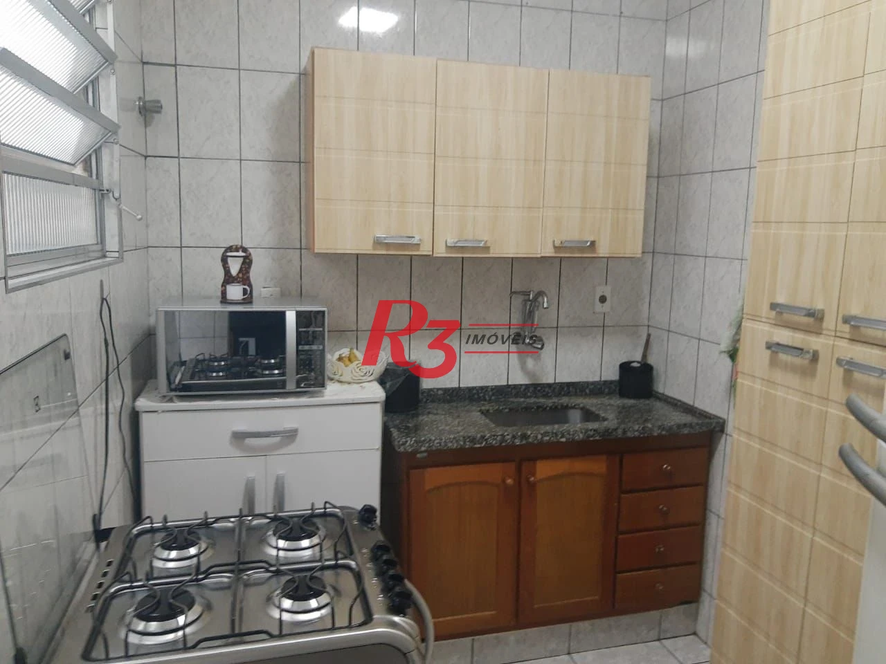 Apartamento com 2 dormitórios à venda, 65 m² por R$ 373.000,00 - Boqueirão - Santos/SP