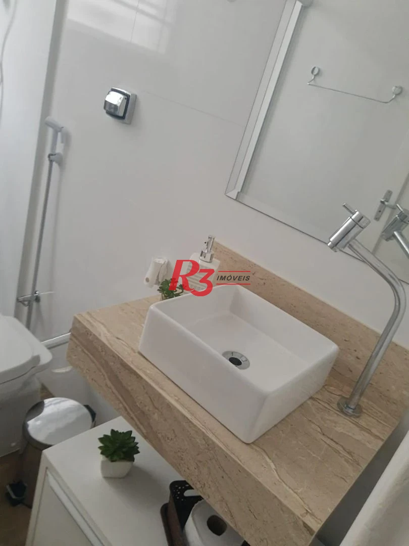 Apartamento com 2 dormitórios à venda, 65 m² por R$ 373.000,00 - Boqueirão - Santos/SP