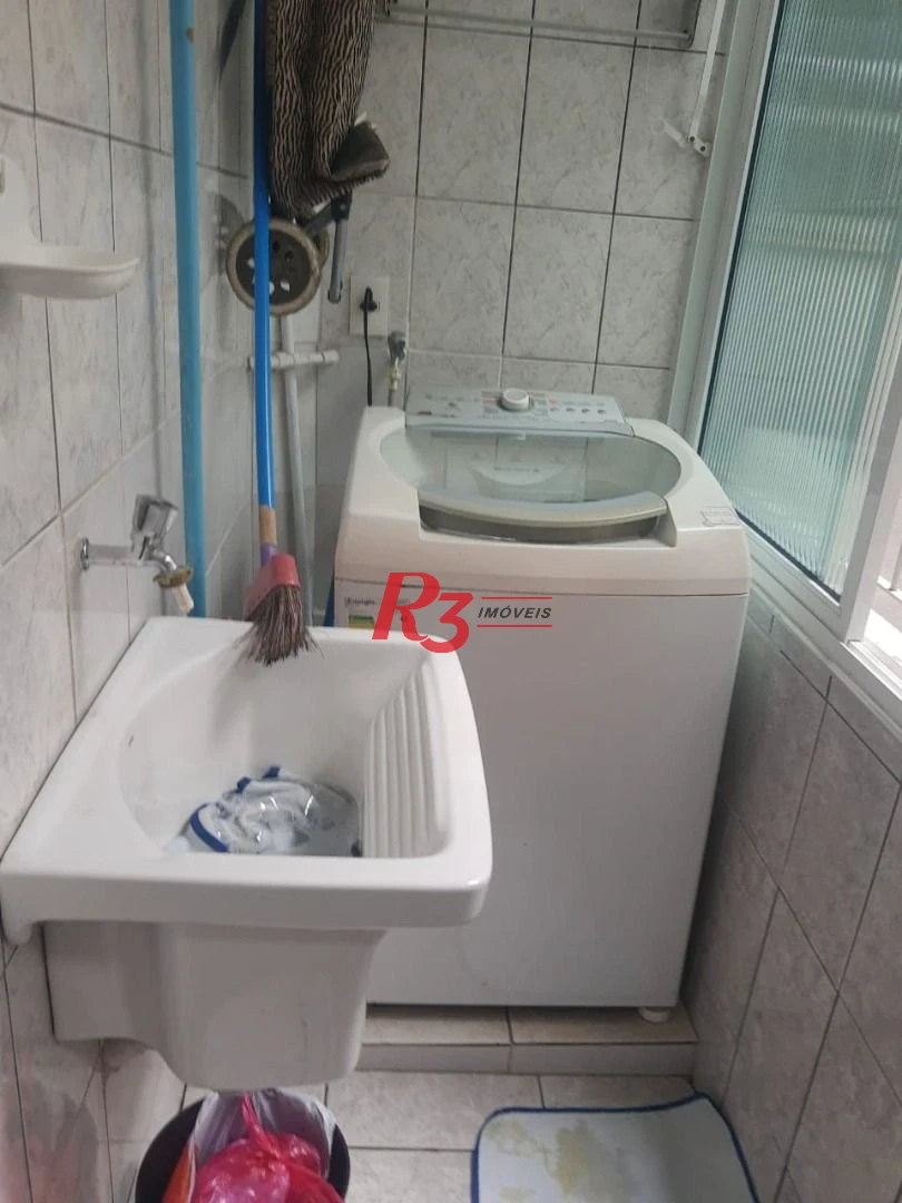 Apartamento com 2 dormitórios à venda, 65 m² por R$ 373.000,00 - Boqueirão - Santos/SP