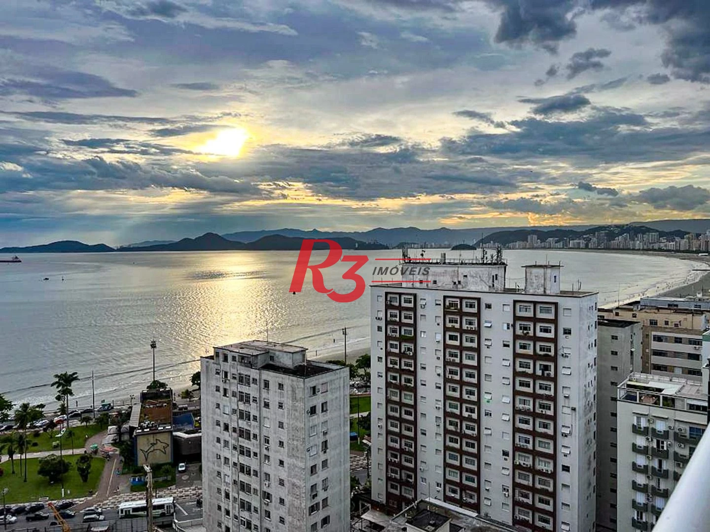 Apartamento à venda, 44 m² por R$ 720.000,00 - Ponta da Praia - Santos/SP