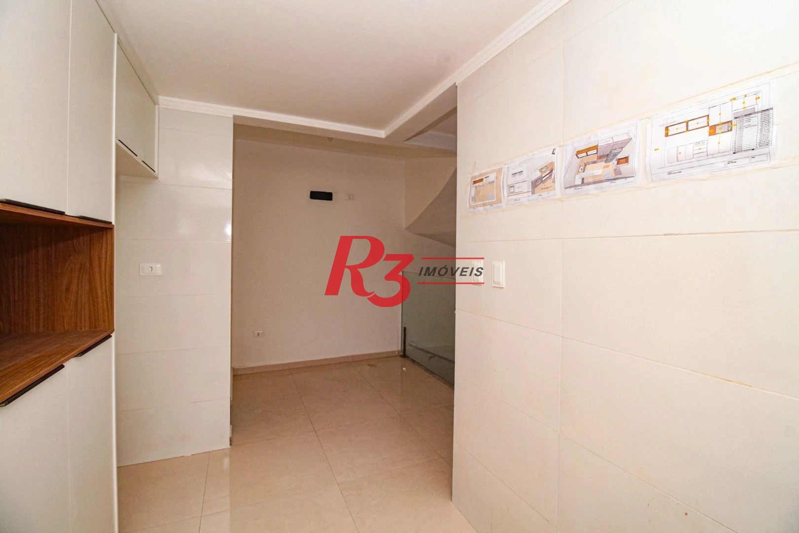 Sobrado com 2 dormitórios à venda, 103 m² por R$ 690.000 - Campo Grande - Santos/SP