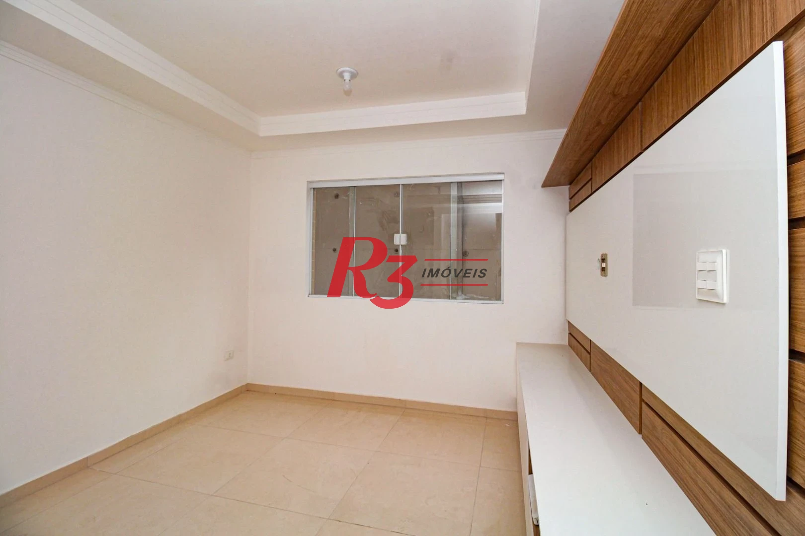 Sobrado com 2 dormitórios à venda, 103 m² por R$ 690.000 - Campo Grande - Santos/SP