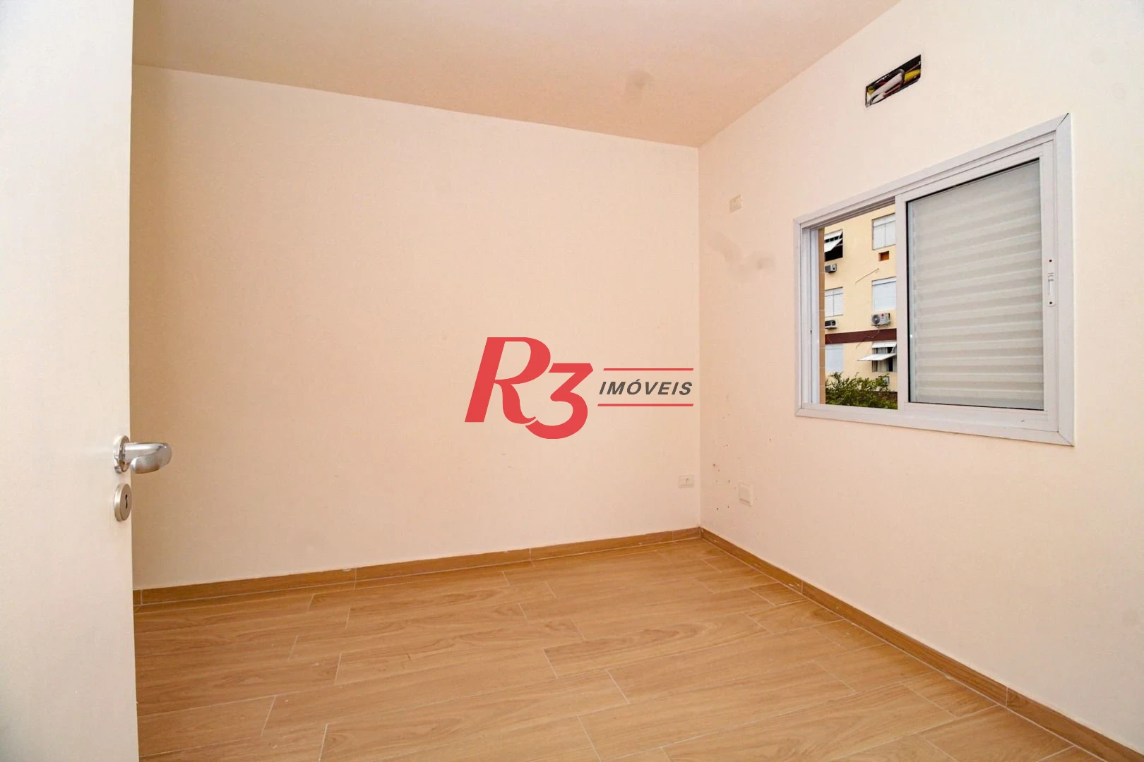 Sobrado com 2 dormitórios à venda, 103 m² por R$ 690.000 - Campo Grande - Santos/SP