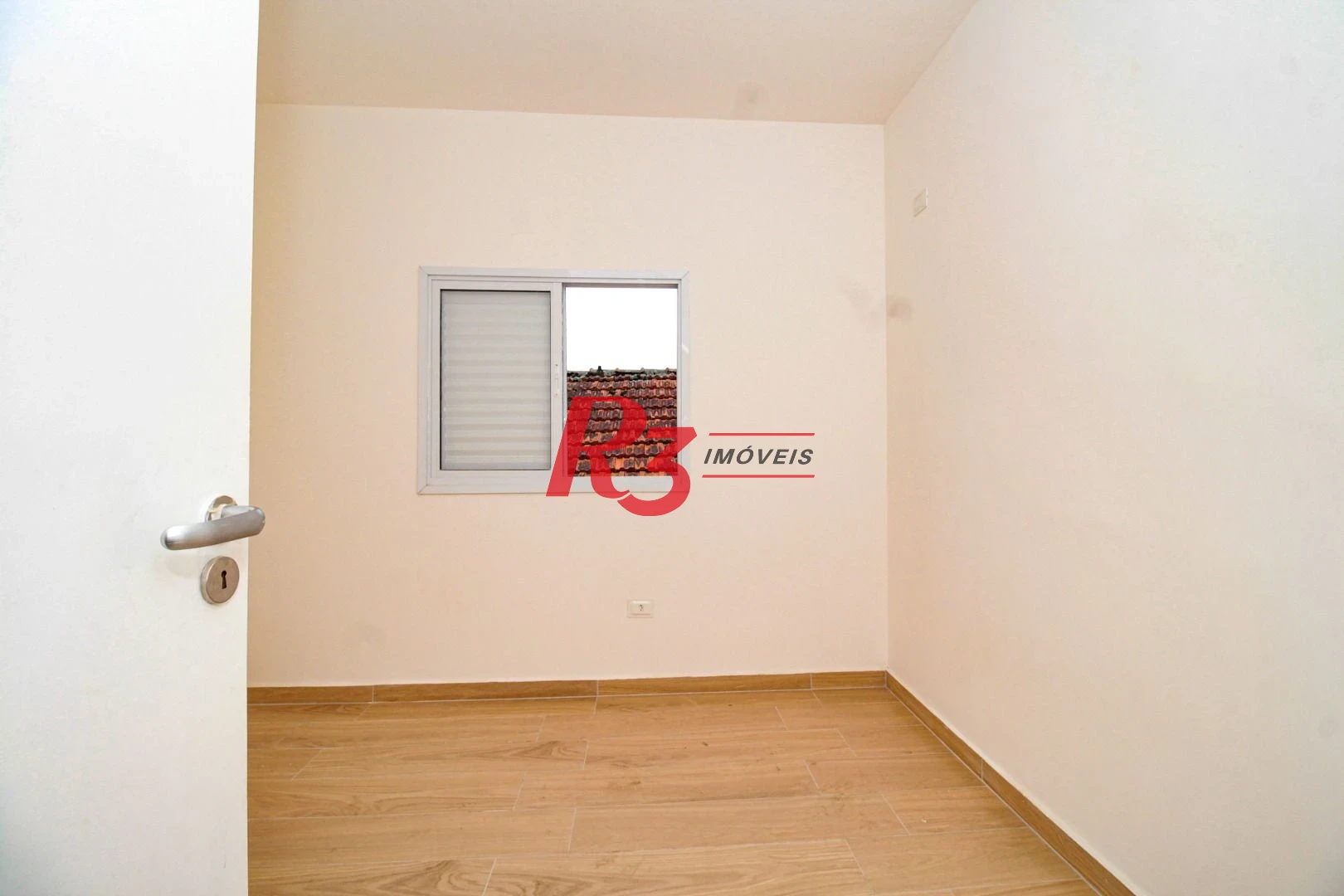 Sobrado com 2 dormitórios à venda, 103 m² por R$ 690.000 - Campo Grande - Santos/SP