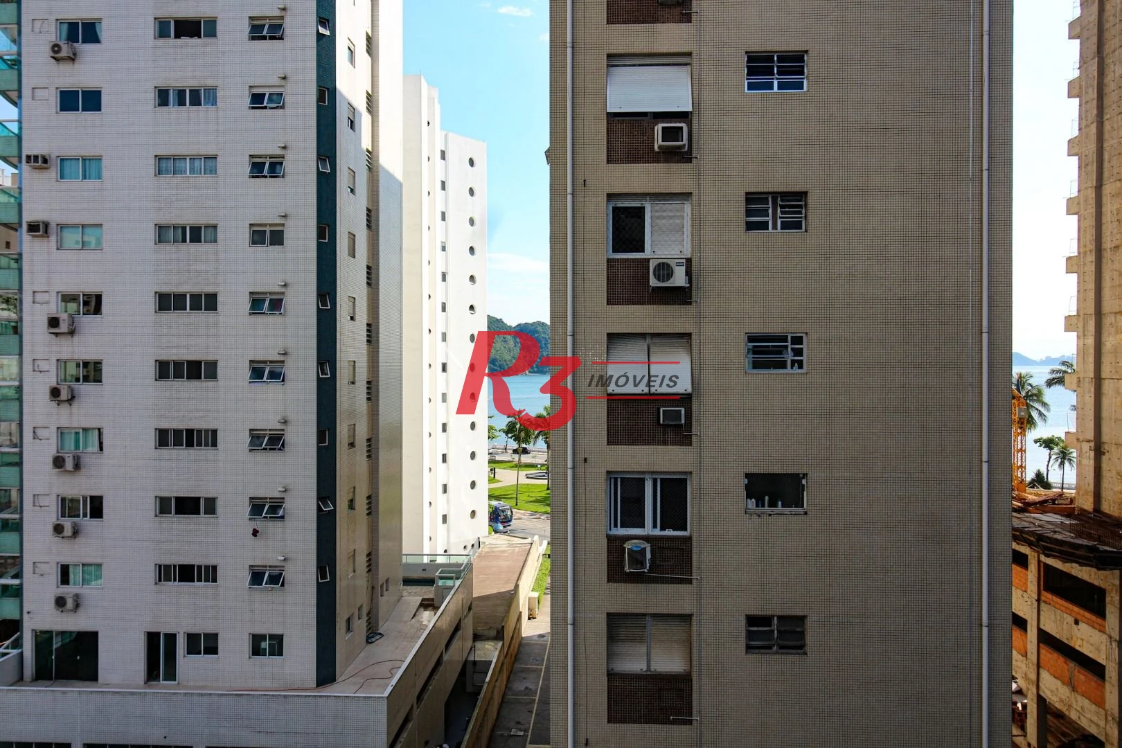Apartamento com 3 dormitórios à venda, 159 m² por R$ 1.470.000,00 - Ponta da Praia - Santos/SP