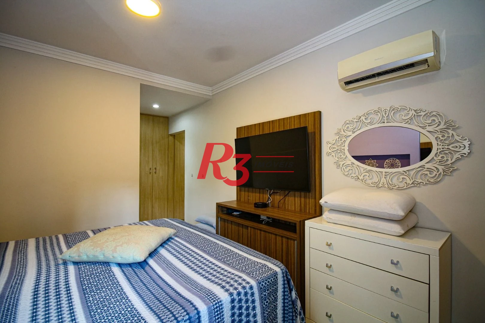 Apartamento com 3 dormitórios à venda, 159 m² por R$ 1.470.000,00 - Ponta da Praia - Santos/SP